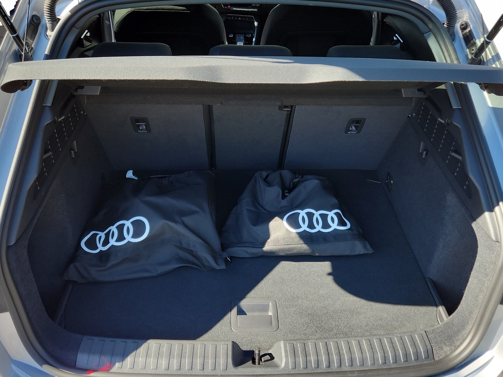 AUDI A3 Sportback 40 TFSI e advanced S-tronic-image-14