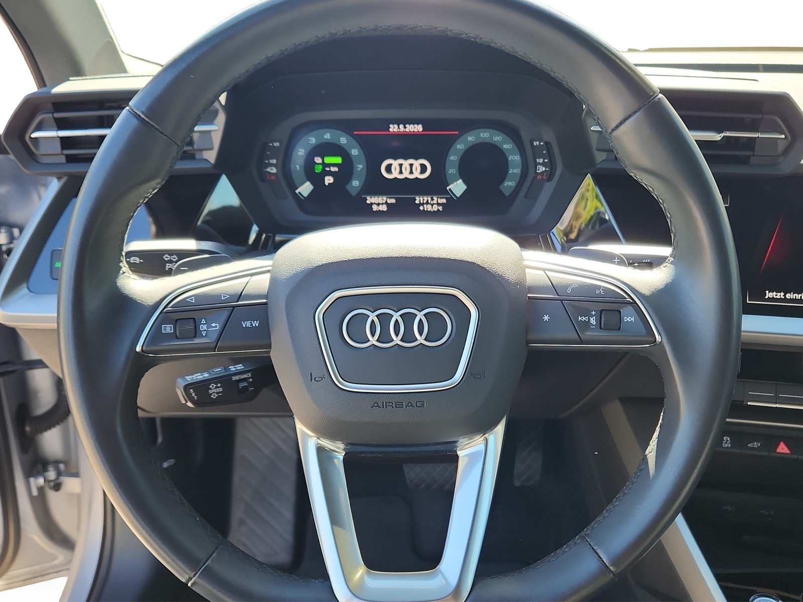 AUDI A3 Sportback 40 TFSI e advanced S-tronic-image-9