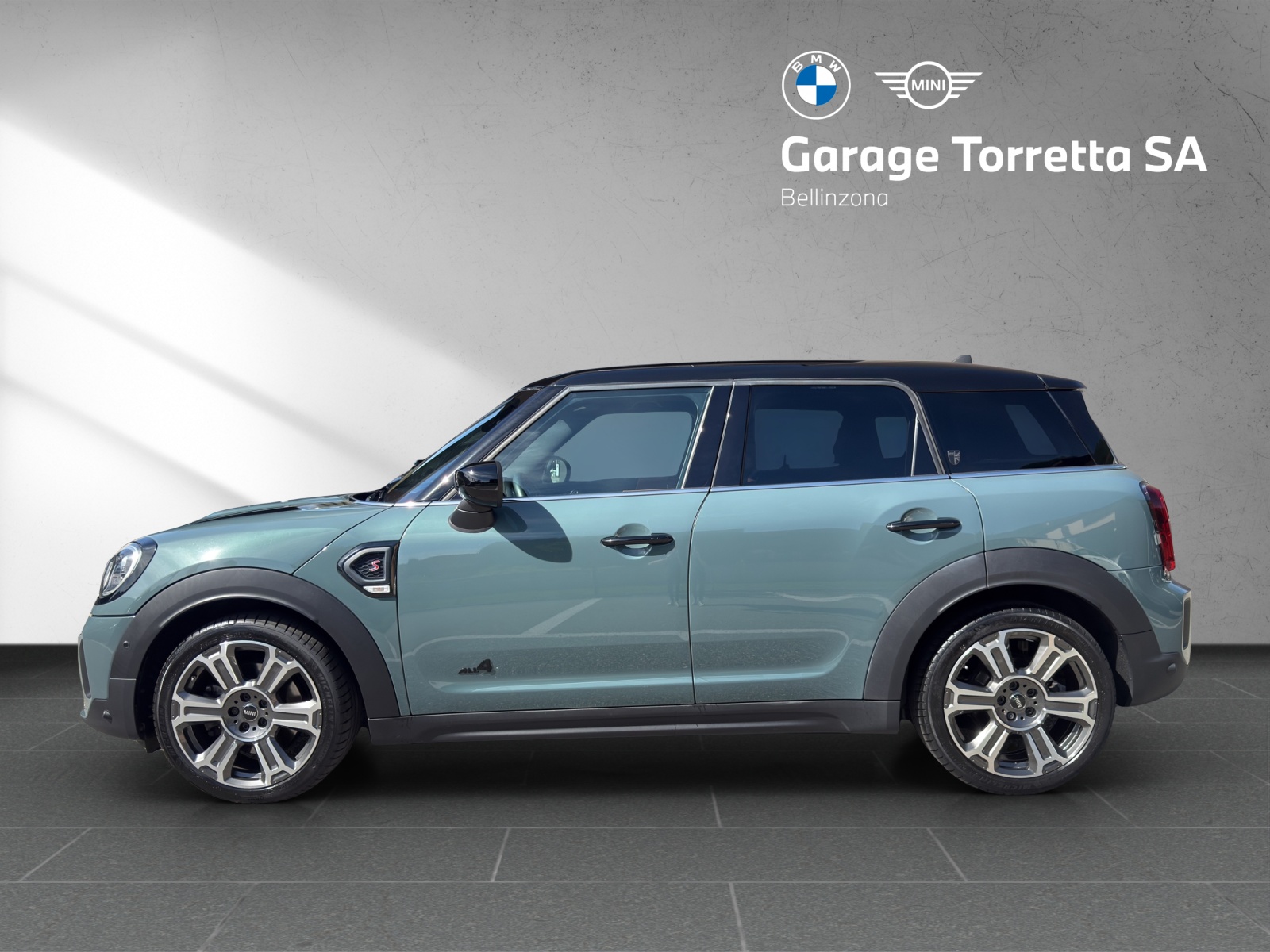 MINI Countryman Cooper S ALL4 Steptronic-showroom-element-1