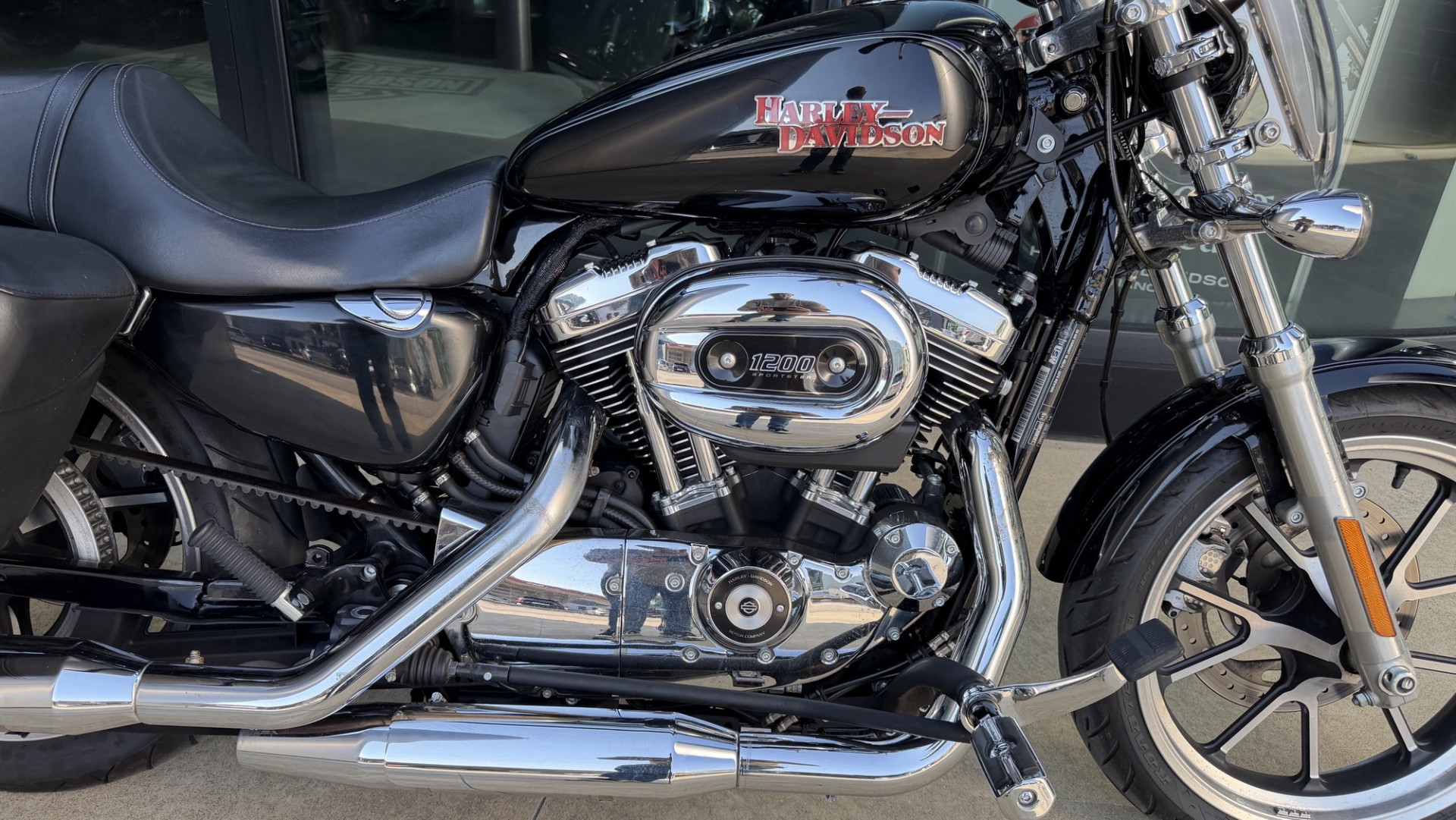 HARLEY-DAVIDSON XL 1200 T Sportster Super Low-showroom-element-1