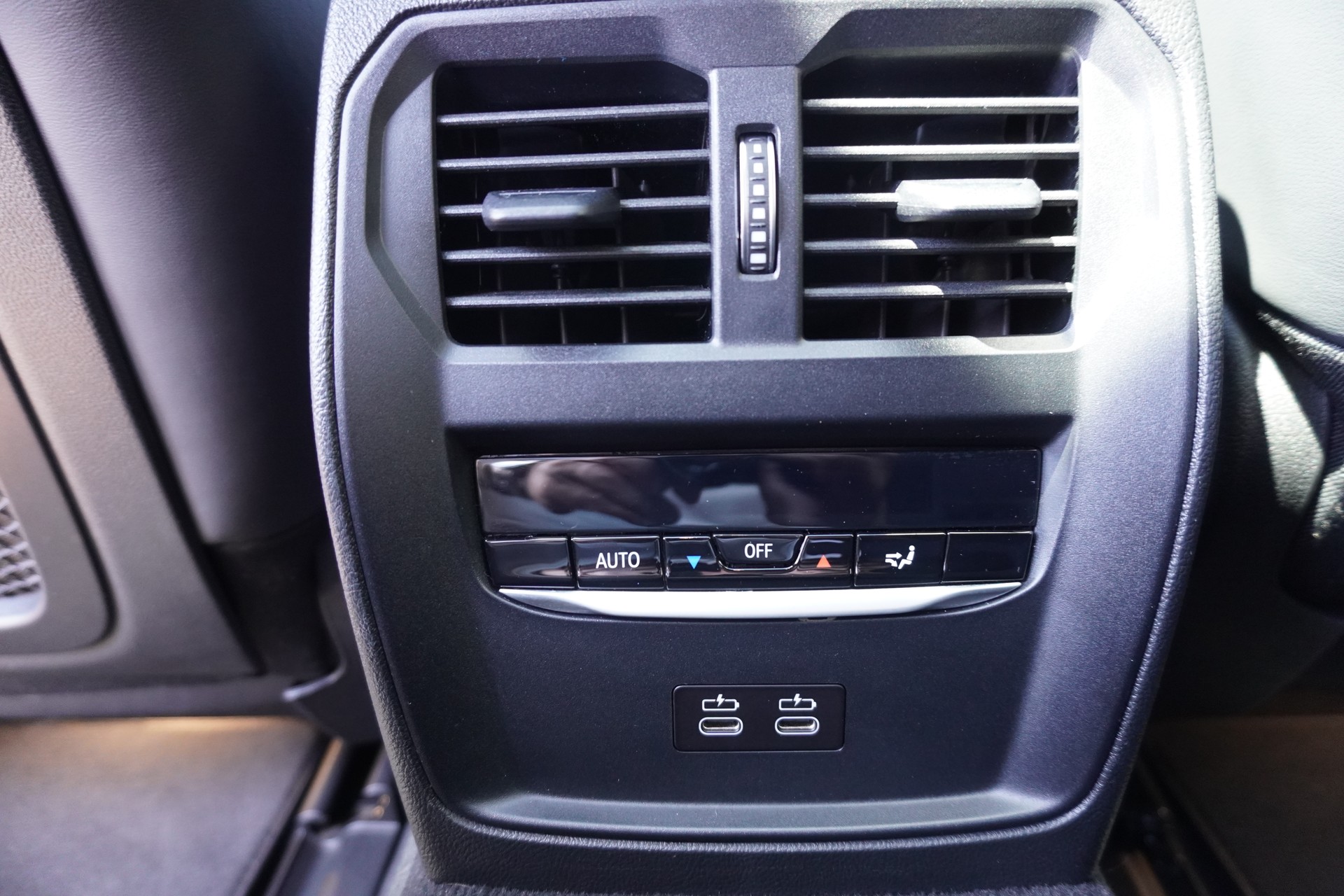 BMW i4 M50 M SPORT!!! INDIVIDUAL!!!-image-23