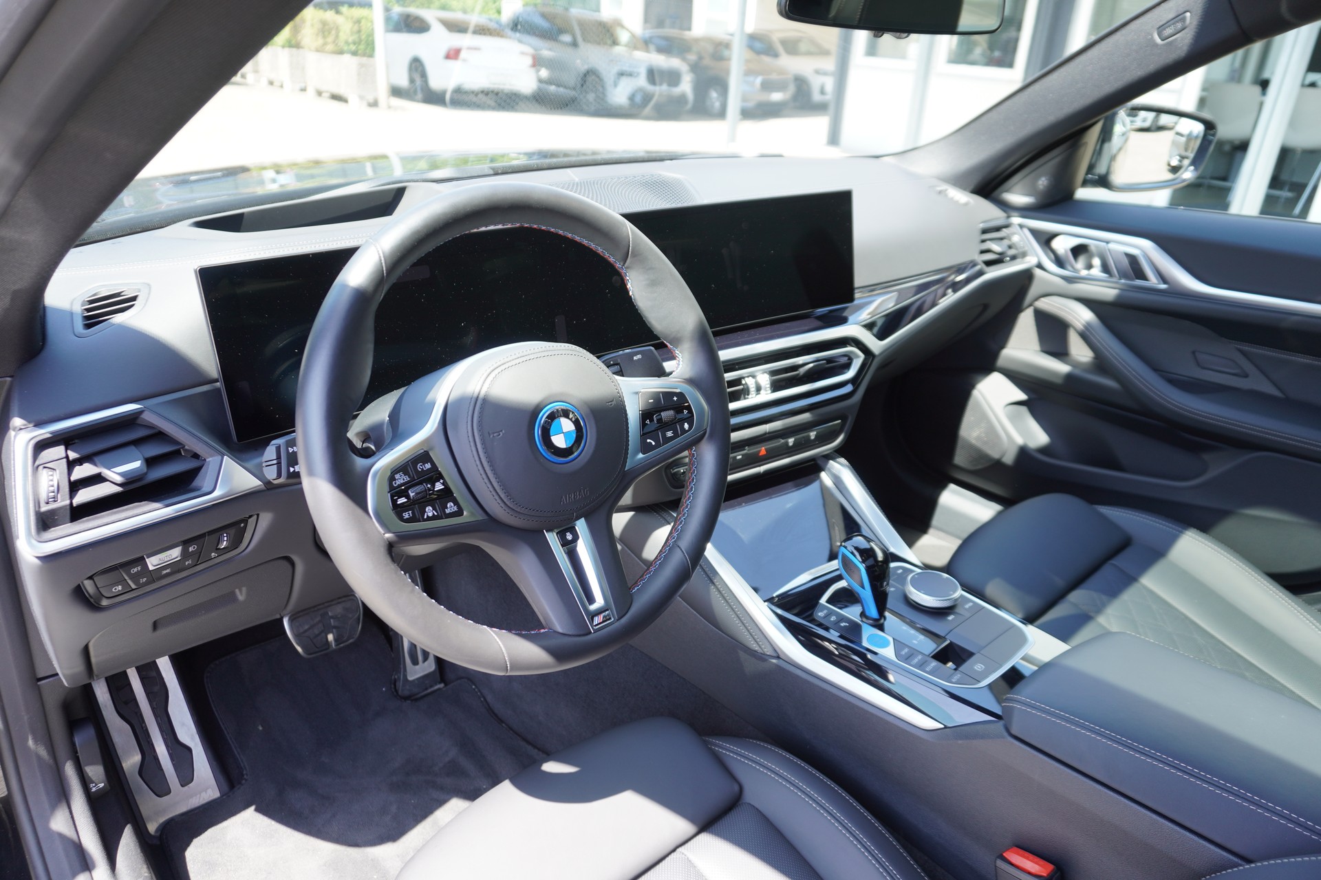 BMW i4 M50 M SPORT!!! INDIVIDUAL!!!-image-19
