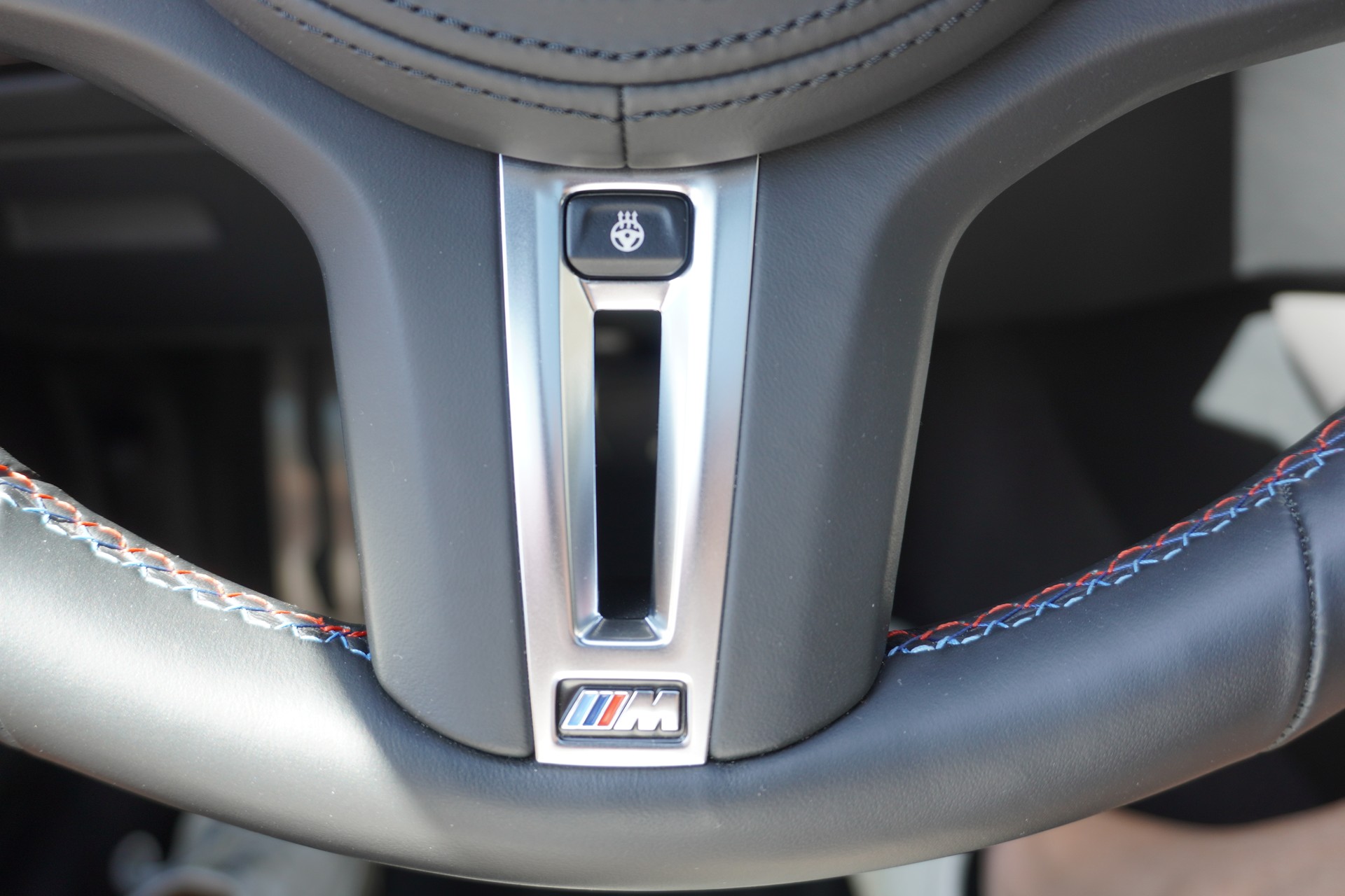 BMW i4 M50 M SPORT!!! INDIVIDUAL!!!-image-25