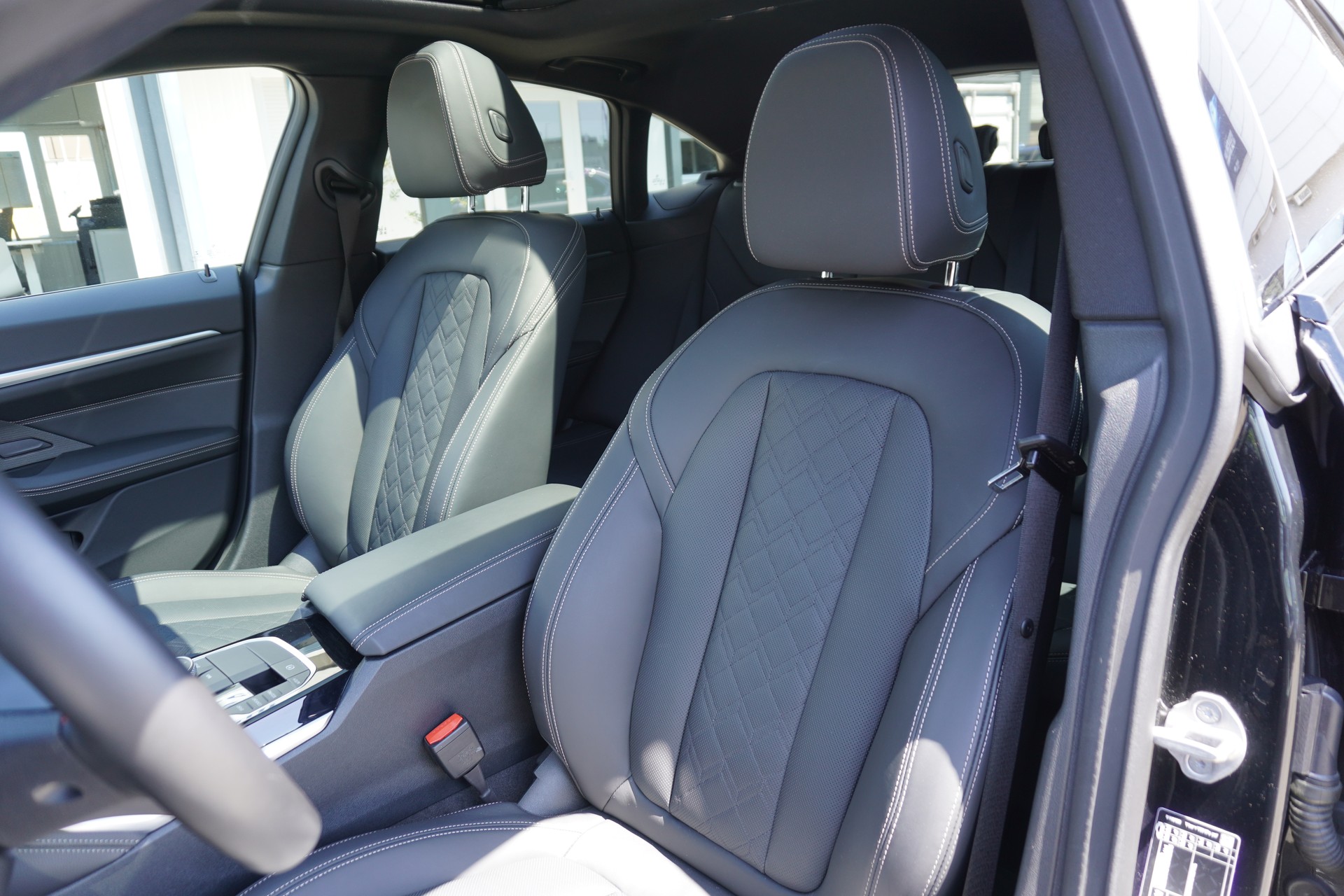 BMW i4 M50 M SPORT!!! INDIVIDUAL!!!-image-20