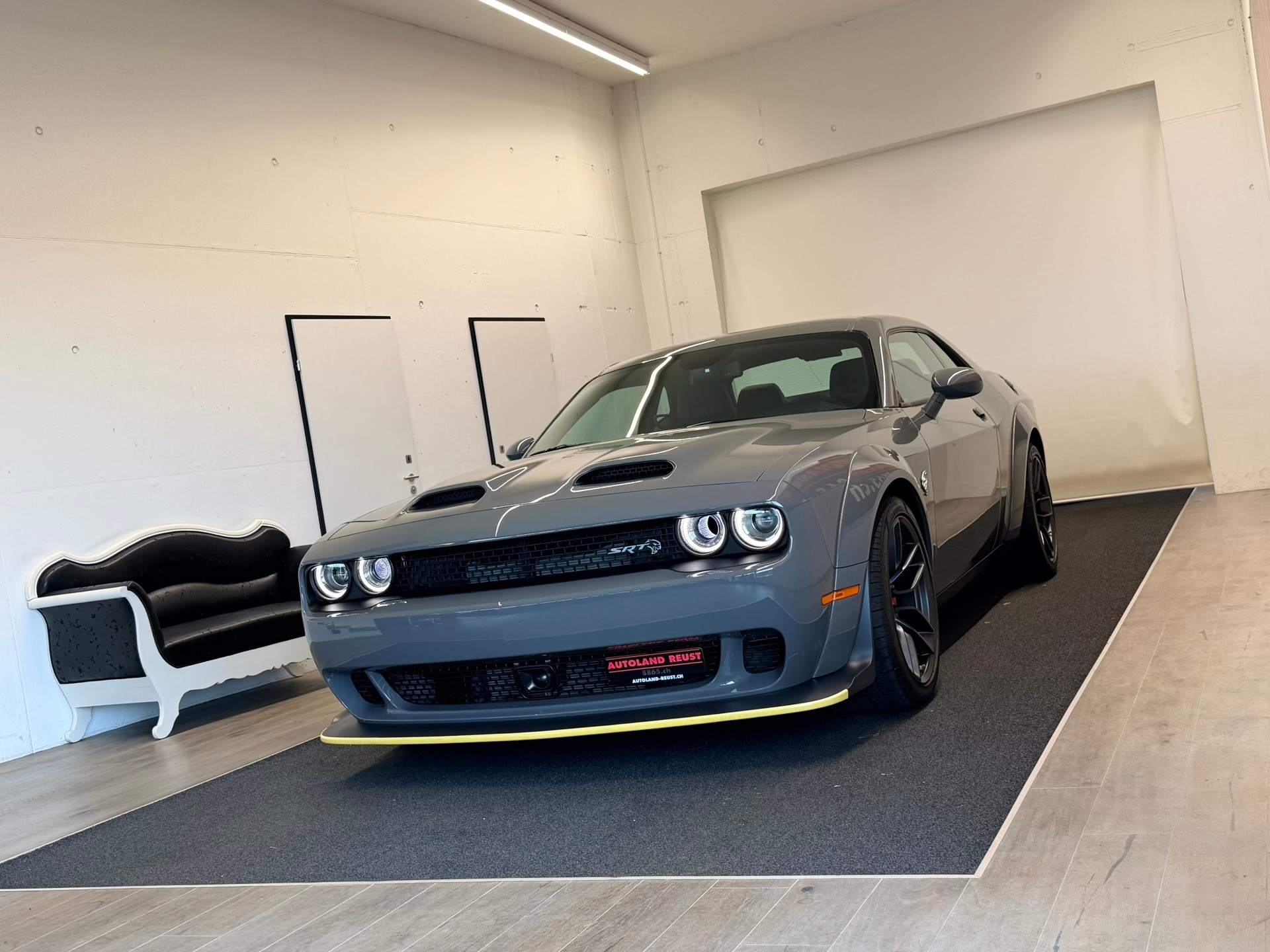 DODGE Hellcat Jailbreak Widebody 6.2 V8 727PS-showroom-element-3