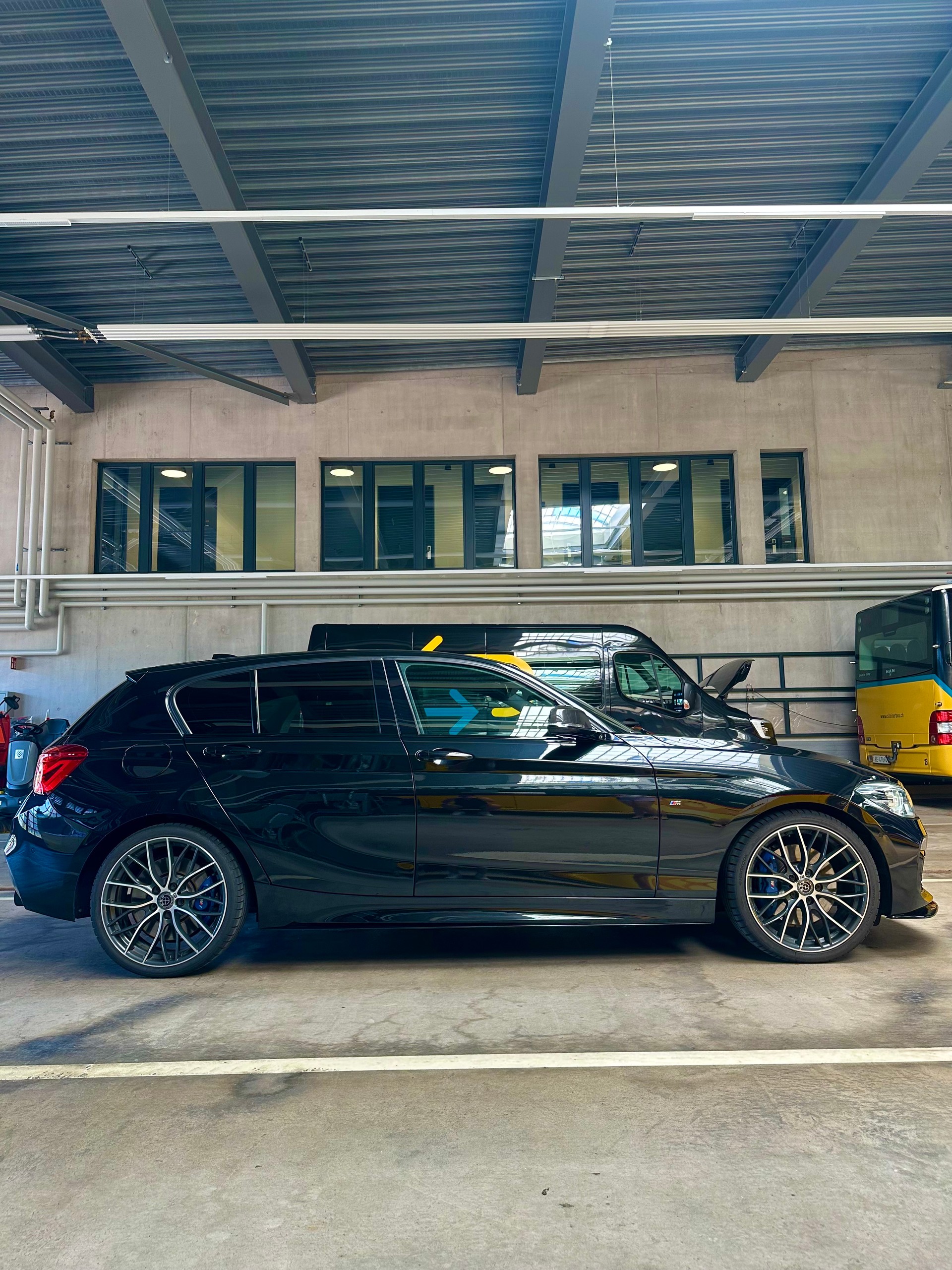 BMW M140i xDrive-image-3