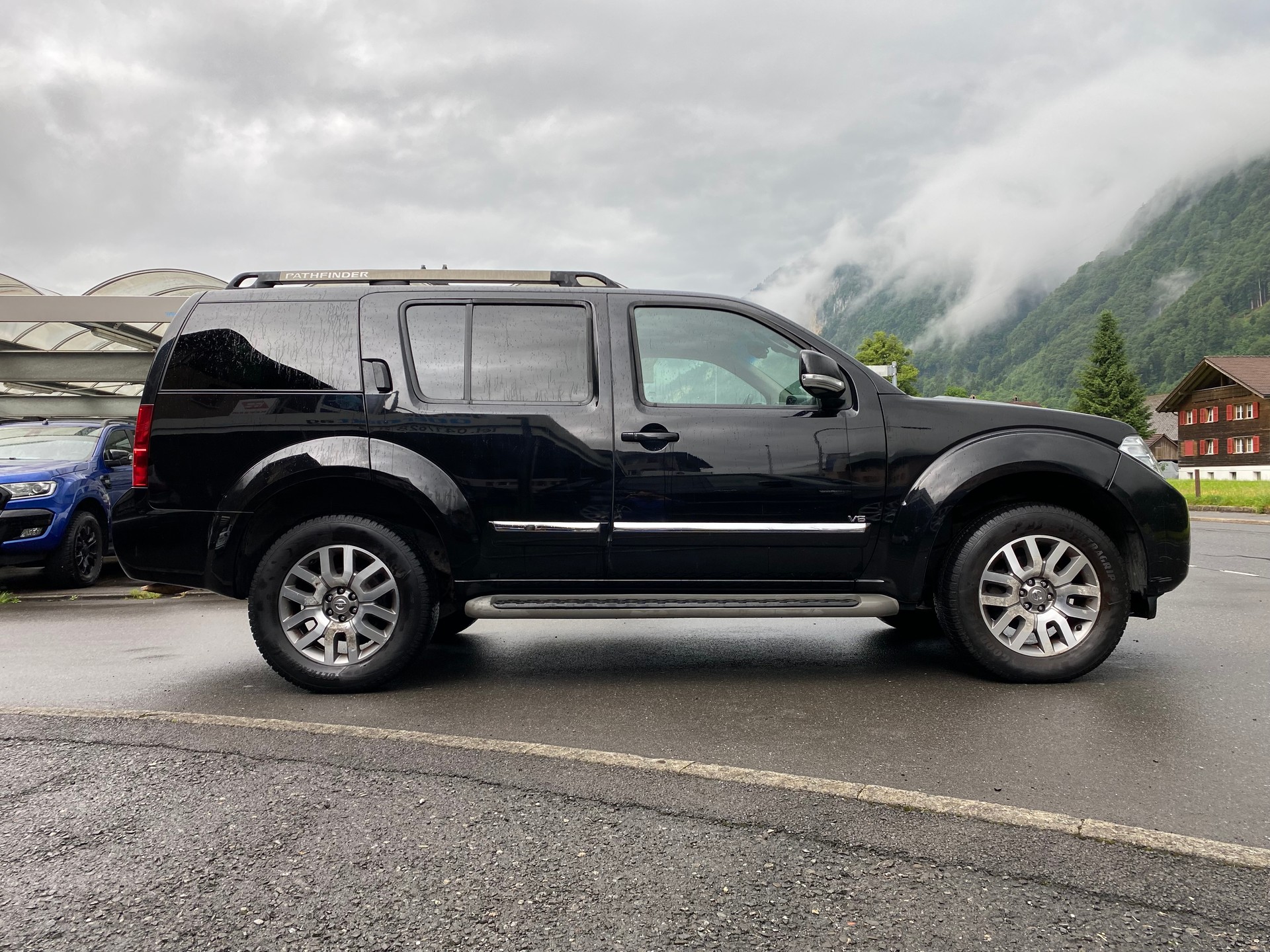 NISSAN Pathfinder 3.0 dCi LE Automatic-image-15