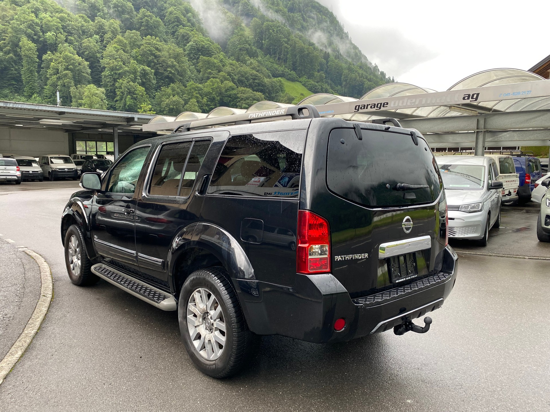 NISSAN Pathfinder 3.0 dCi LE Automatic-image-12