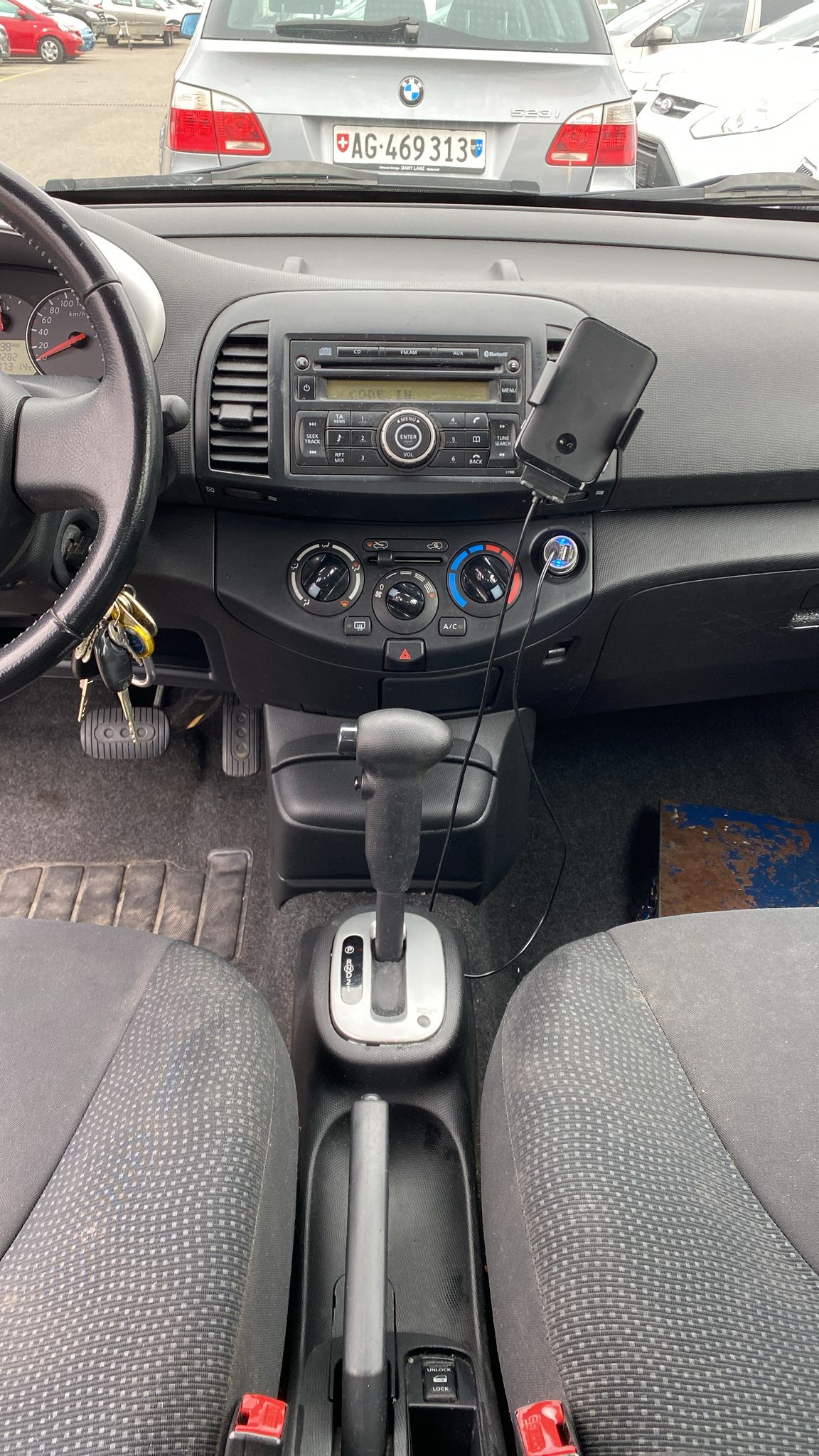 NISSAN Micra 1.4 i-Way Automatic-image-9