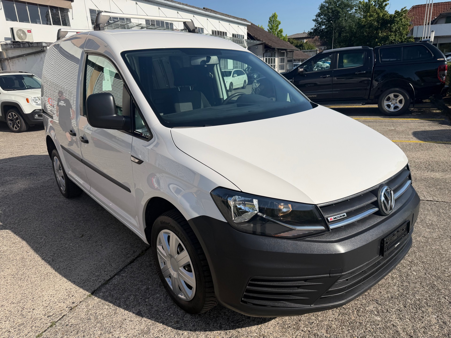 VW Caddy 2.0TDI 4Motion BlueMotion Technology-image-6