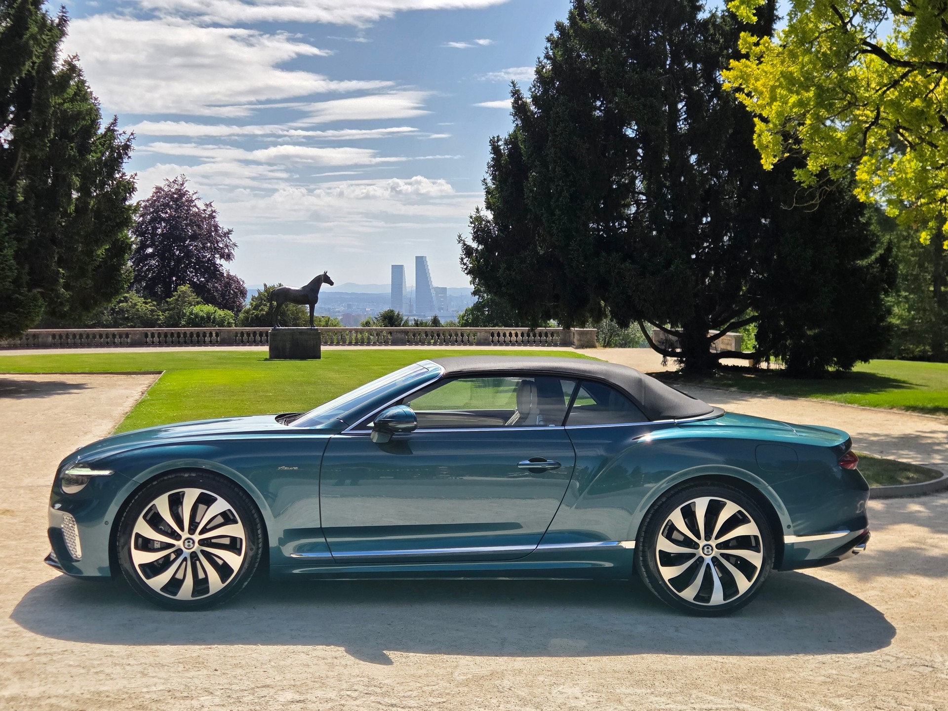 BENTLEY CONTINENTAL GTC AZURE-image-0