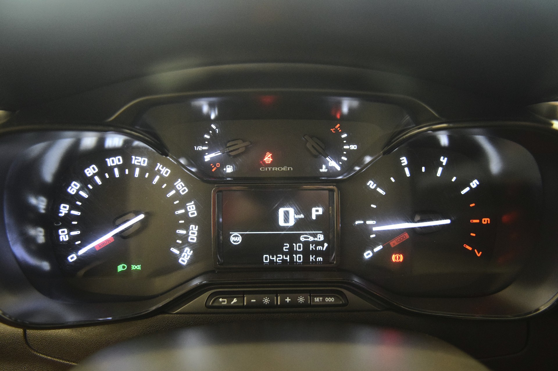 CITROEN C3 1.2i PureTech Feel EAT-image-11