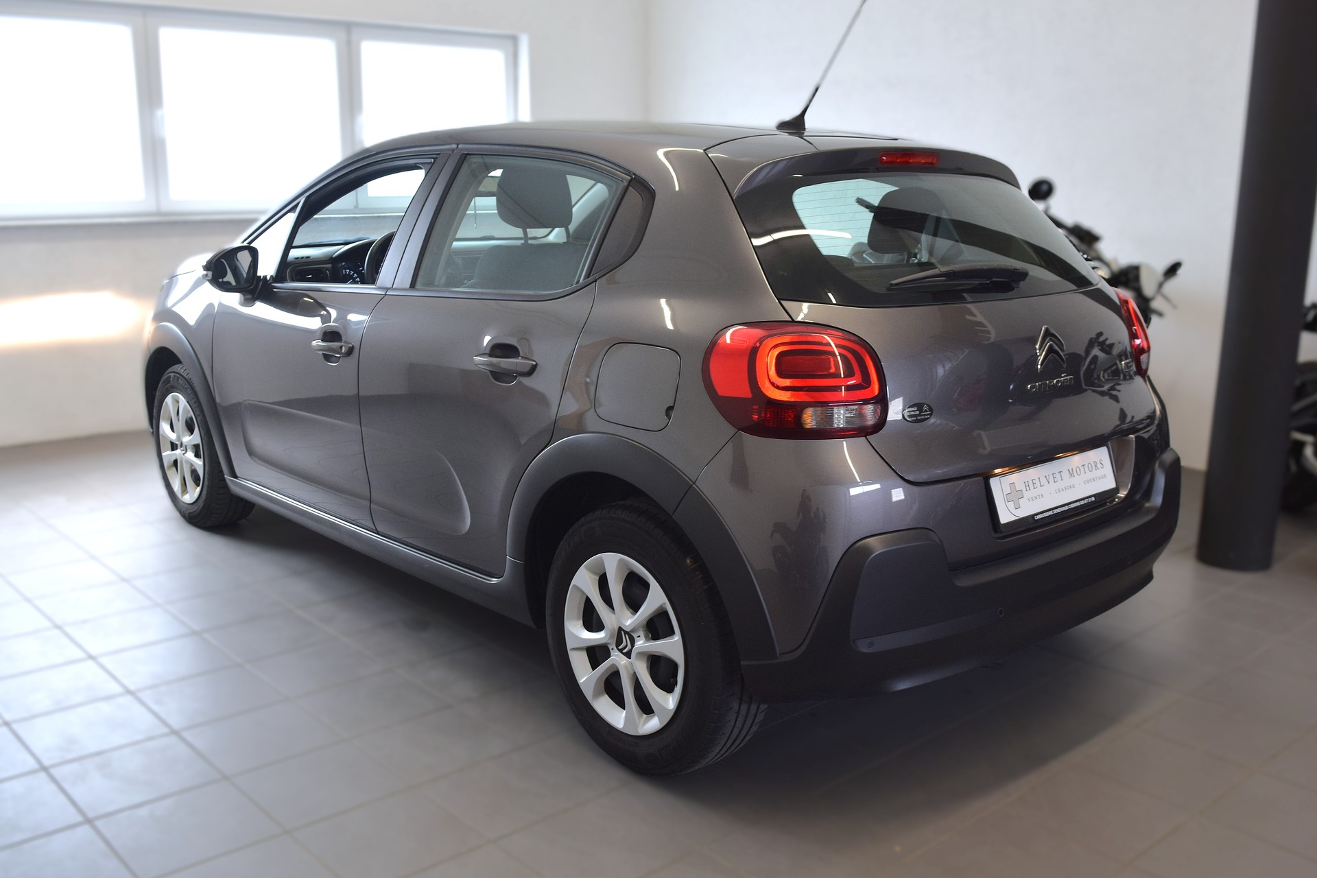 CITROEN C3 1.2i PureTech Feel EAT-image-3