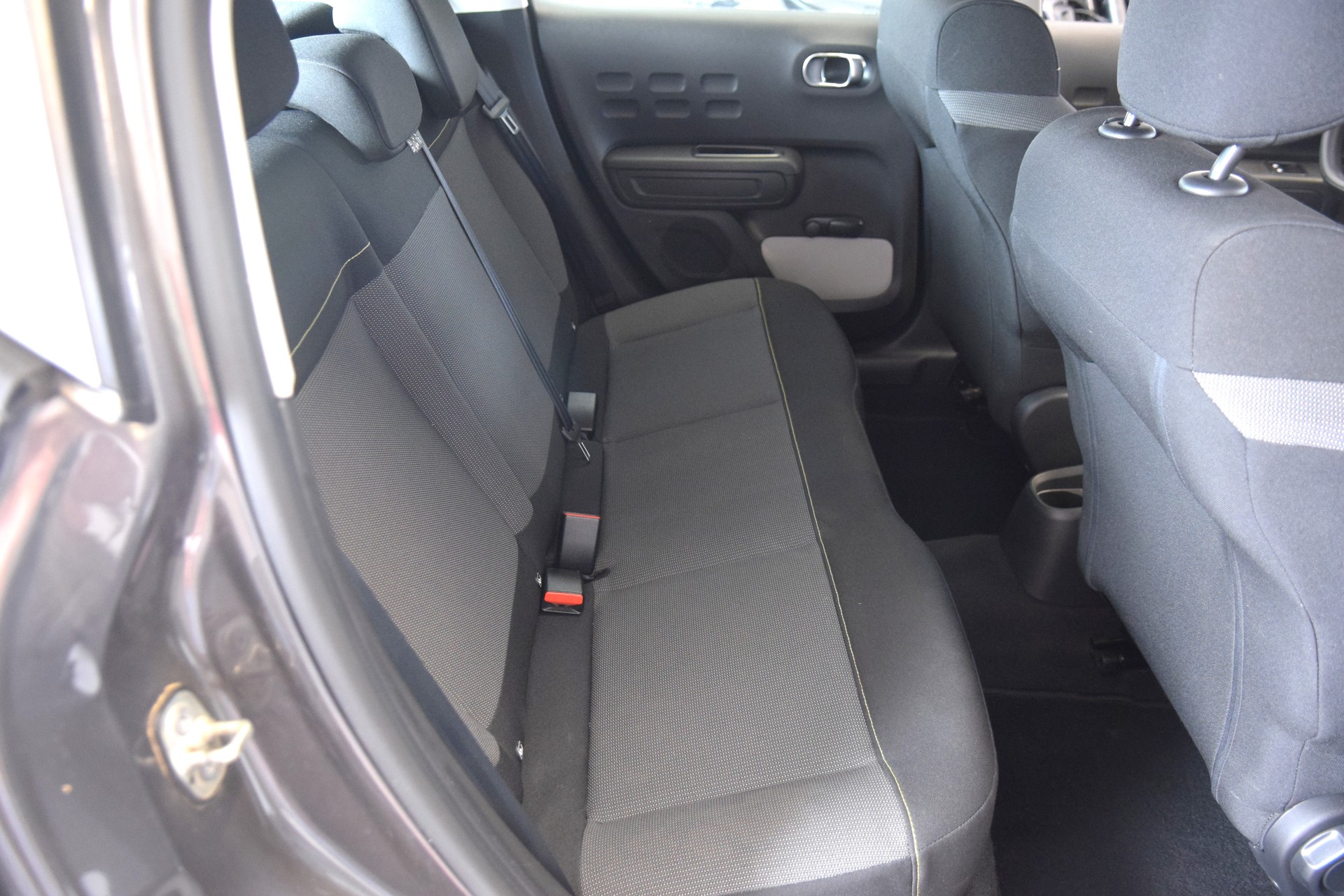 CITROEN C3 1.2i PureTech Feel EAT-image-8