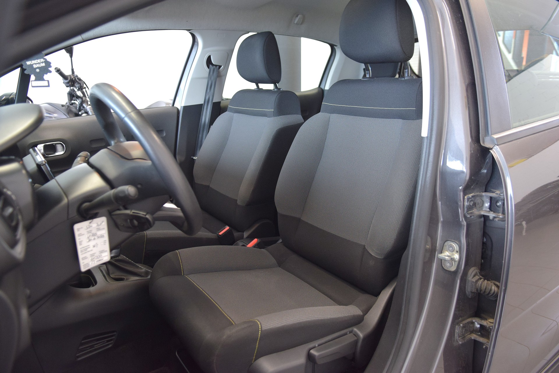 CITROEN C3 1.2i PureTech Feel EAT-image-7