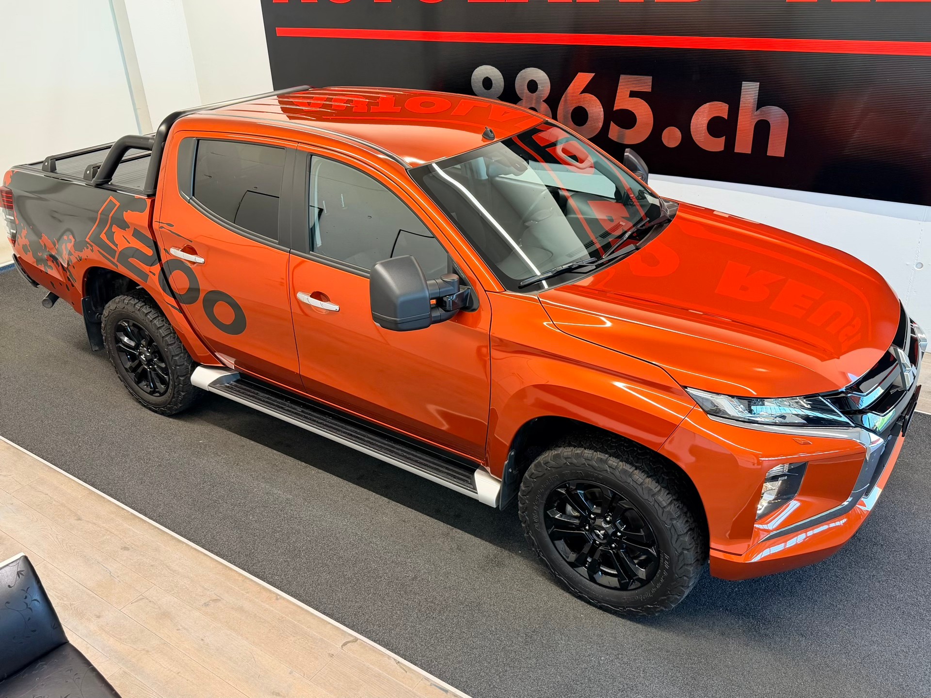 MITSUBISHI L 200 2.2 Style+ Double Cab Automat-image-4
