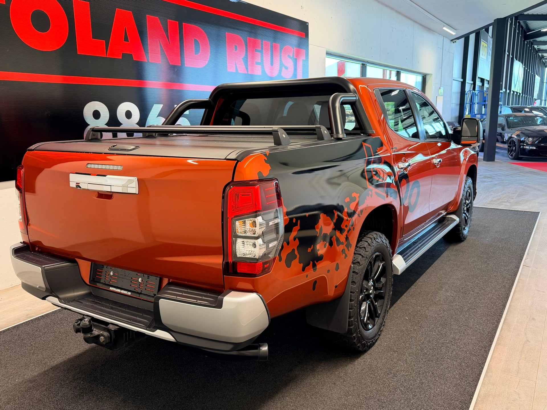 MITSUBISHI L 200 2.2 Style+ Double Cab Automat-image-6