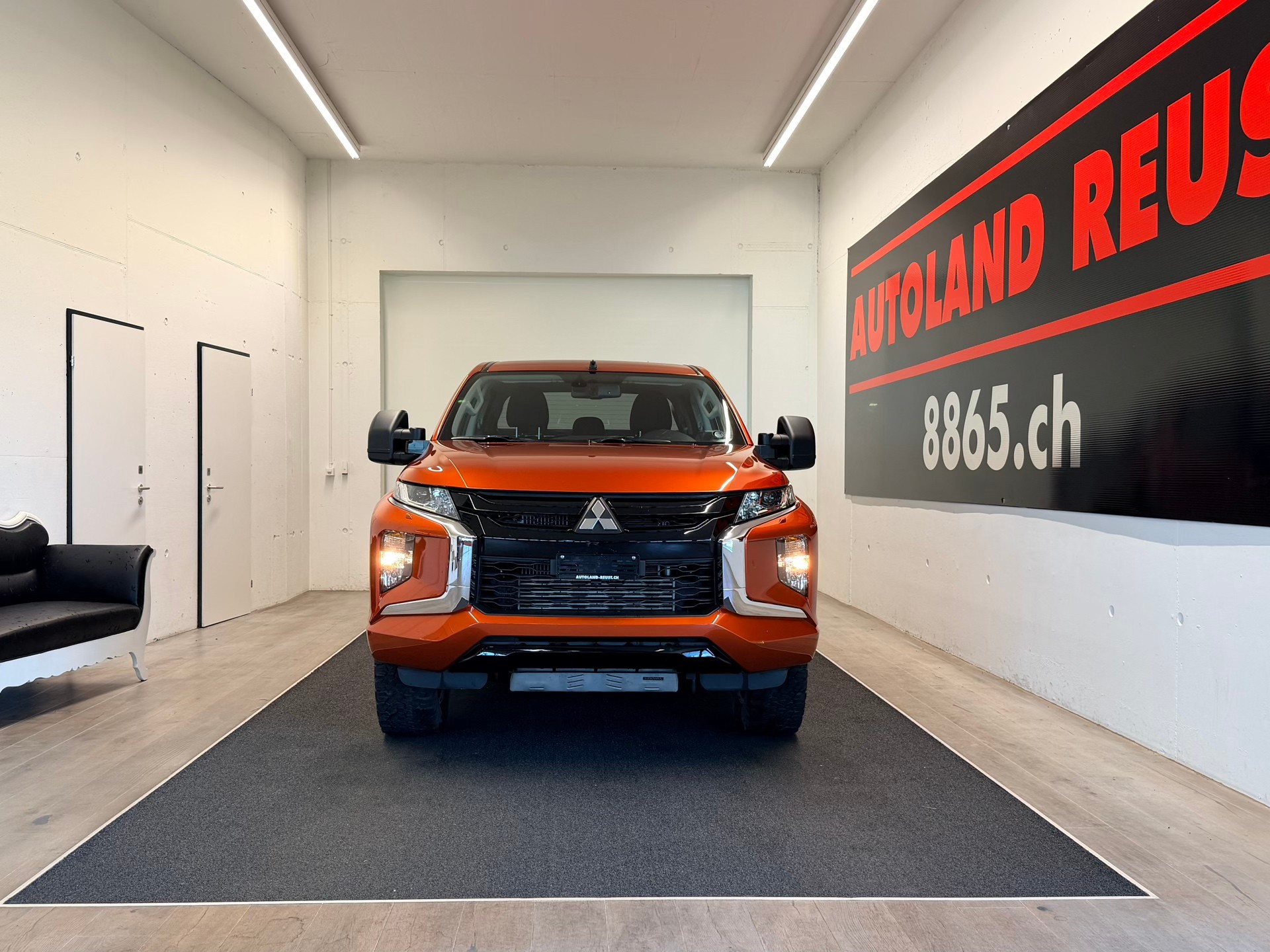 MITSUBISHI L 200 2.2 Style+ Double Cab Automat-image-1