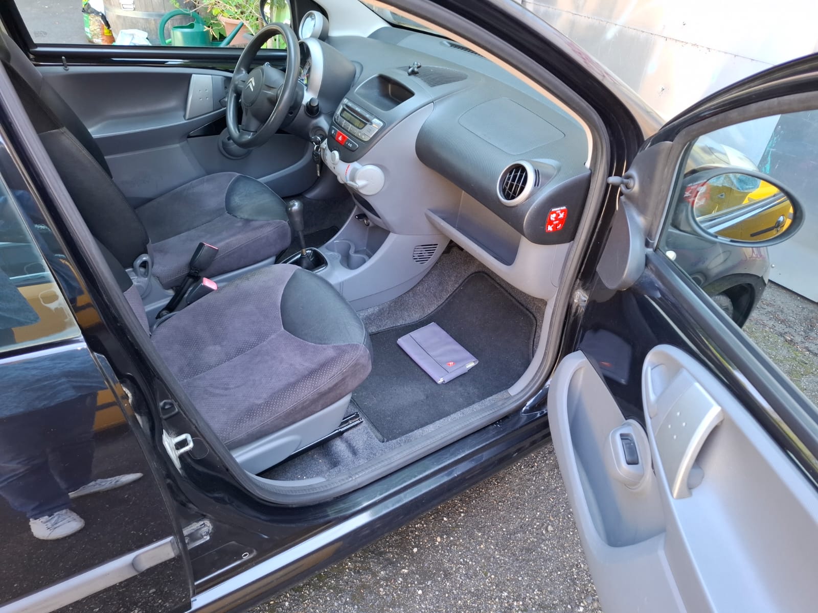 CITROEN C1 1.0i Edition-image-11