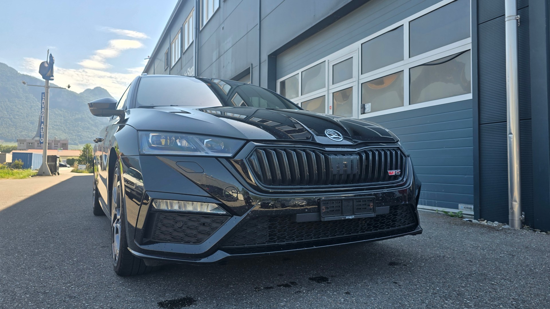 SKODA Octavia Combi 2.0 TDI DSG Style 4x4-image-3