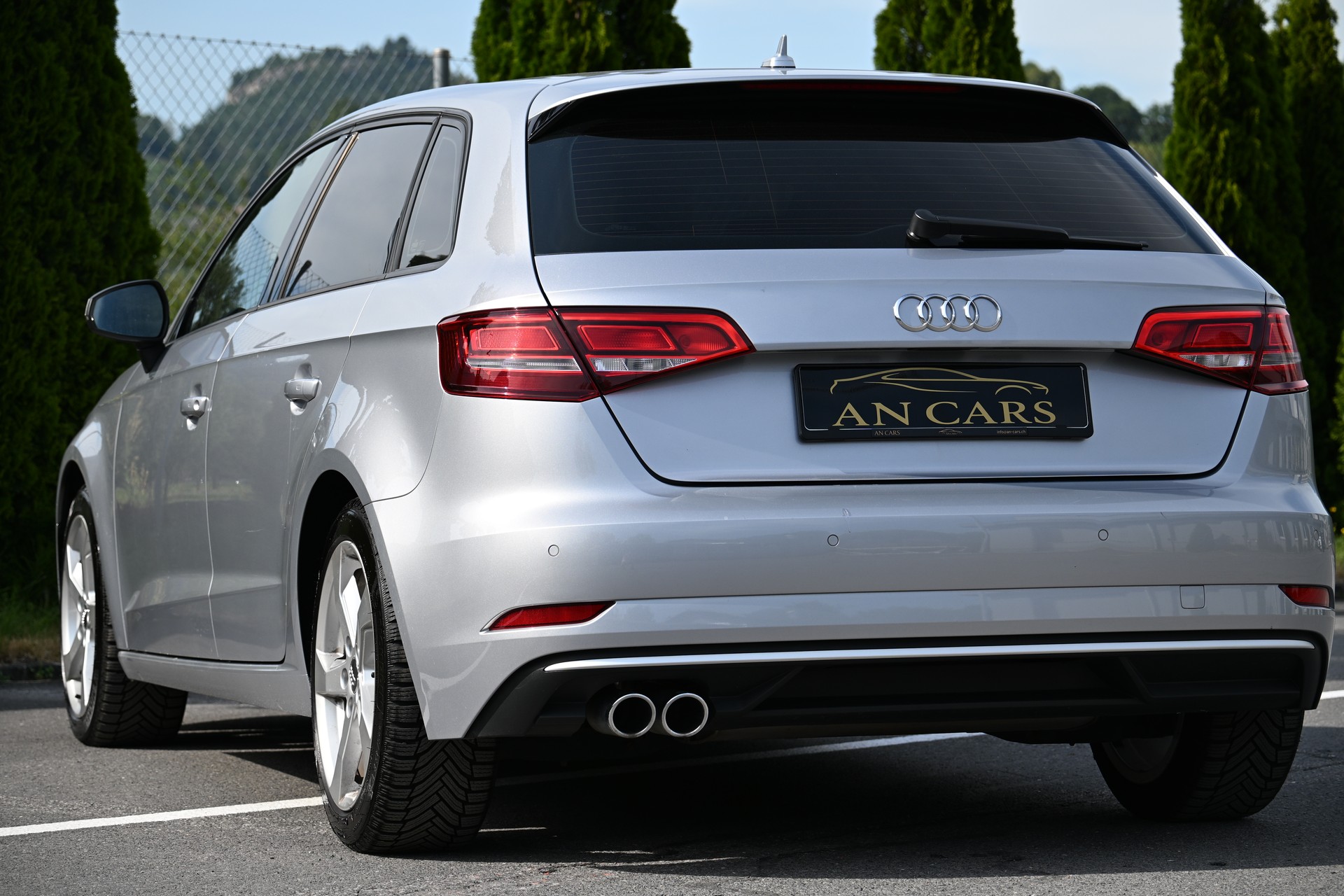 AUDI A3 Sportback 2.0 TDI Sport S-tronic TOP ANGEBOT AB SERVICE UND FRISCH AB MFK SOWIE INNEN UND AUSSEN NEUWERTIG!!!!!!!!-image-4