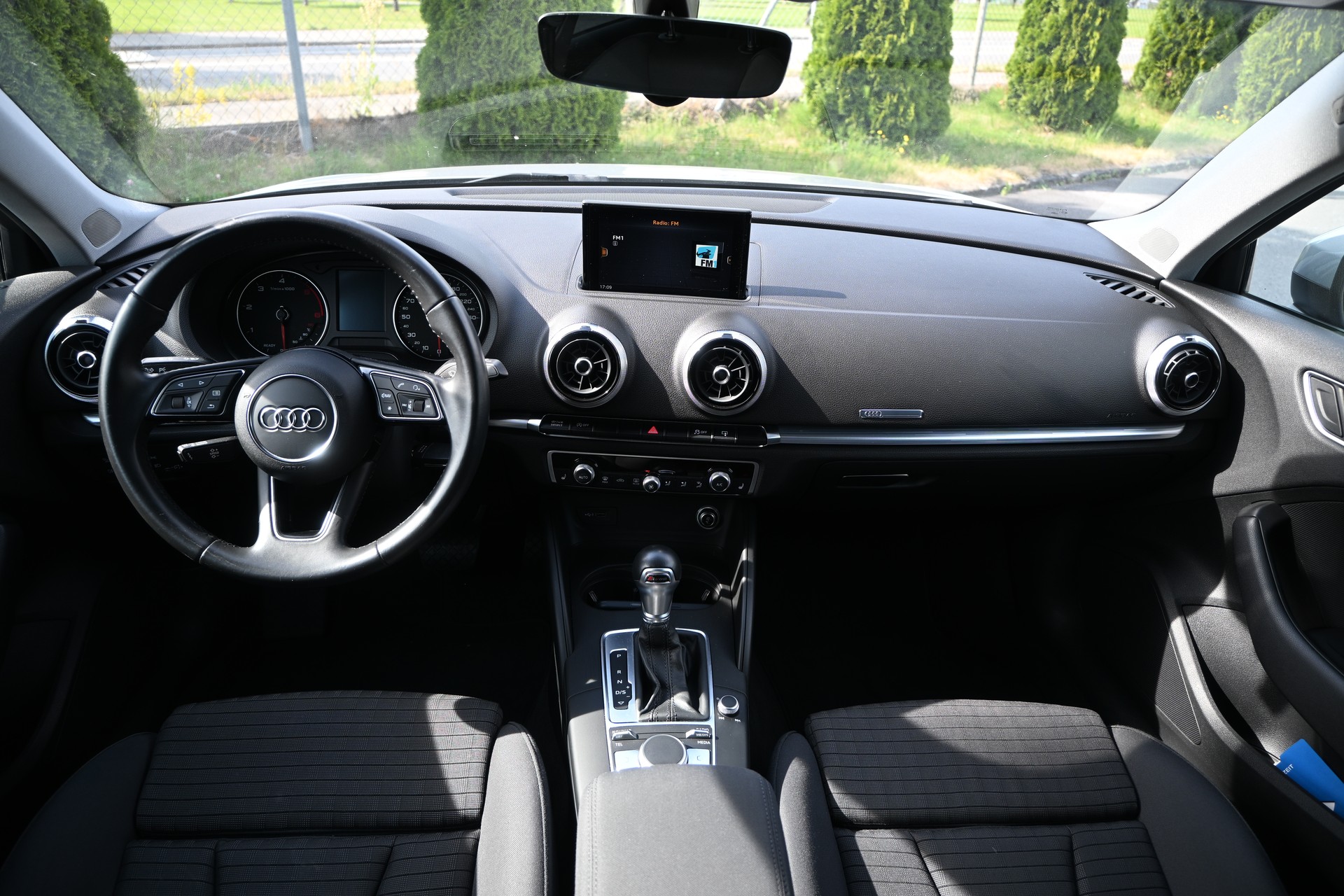 AUDI A3 Sportback 2.0 TDI Sport S-tronic TOP ANGEBOT AB SERVICE UND FRISCH AB MFK SOWIE INNEN UND AUSSEN NEUWERTIG!!!!!!!!-image-11