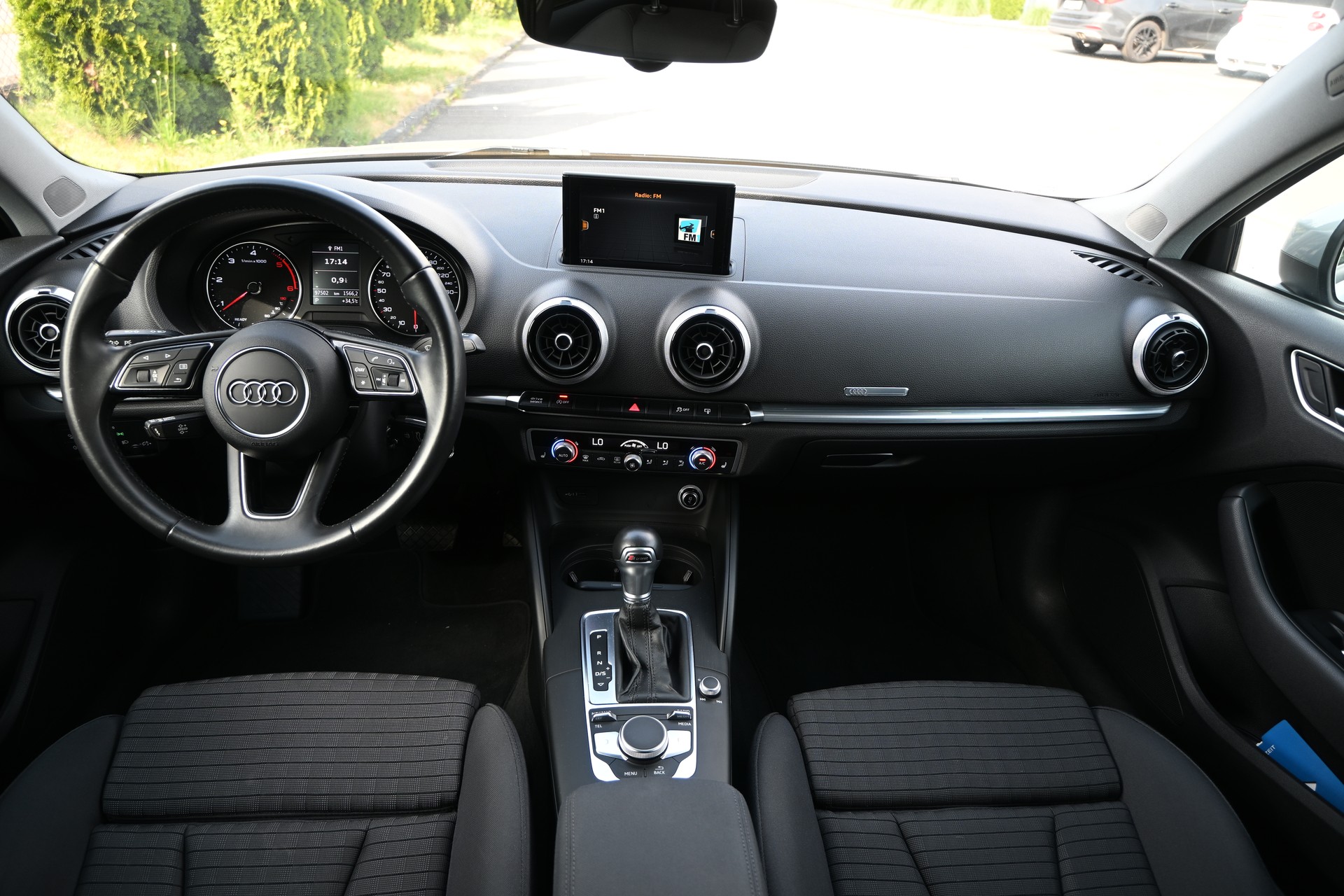AUDI A3 Sportback 2.0 TDI Sport S-tronic TOP ANGEBOT AB SERVICE UND FRISCH AB MFK SOWIE INNEN UND AUSSEN NEUWERTIG!!!!!!!!-image-14