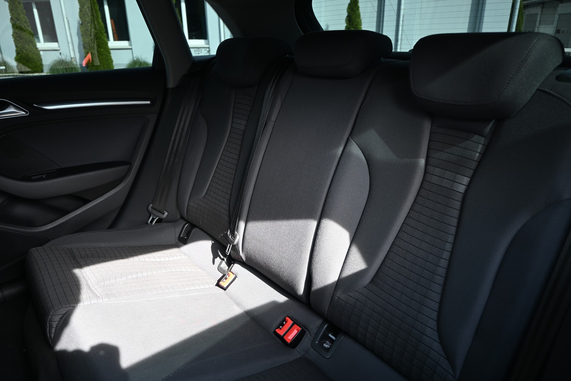 AUDI A3 Sportback 2.0 TDI Sport S-tronic TOP ANGEBOT AB SERVICE UND FRISCH AB MFK SOWIE INNEN UND AUSSEN NEUWERTIG!!!!!!!!-image-12