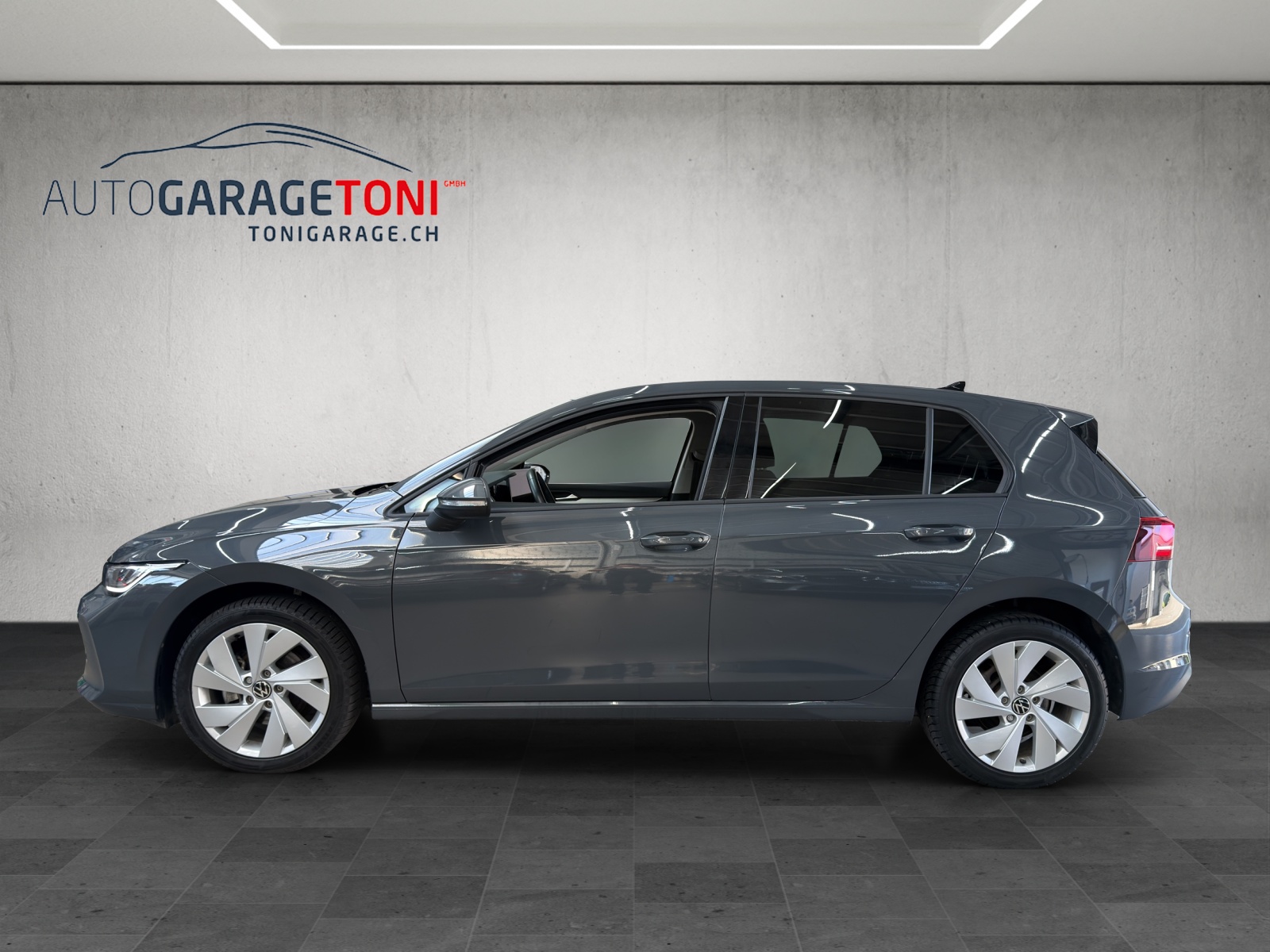VW Golf 1.5 e TSI mHEV Live Plus DSG-image-3