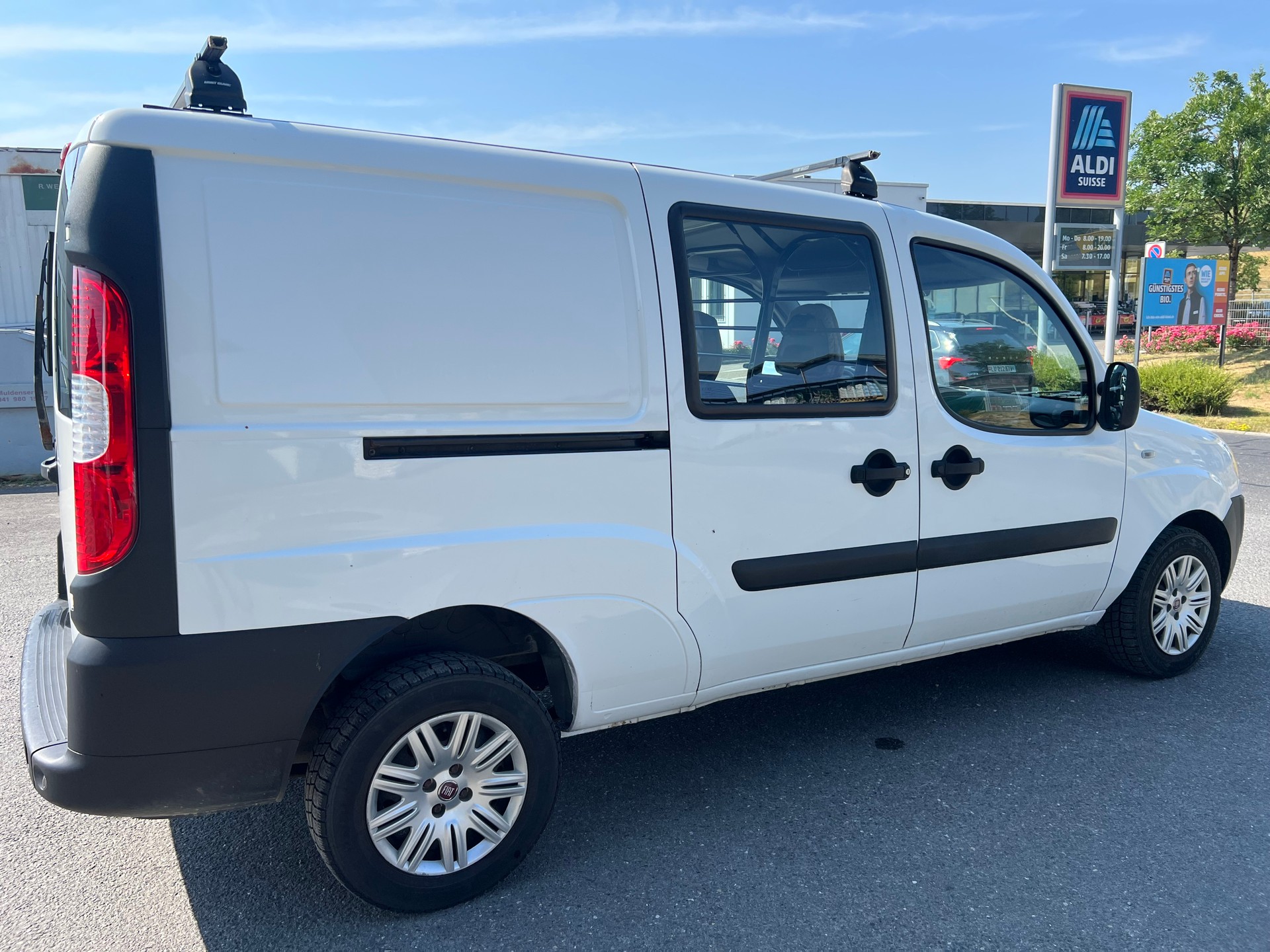 FIAT Doblò 1.4MPI CargoMaxi Swiss-image-4