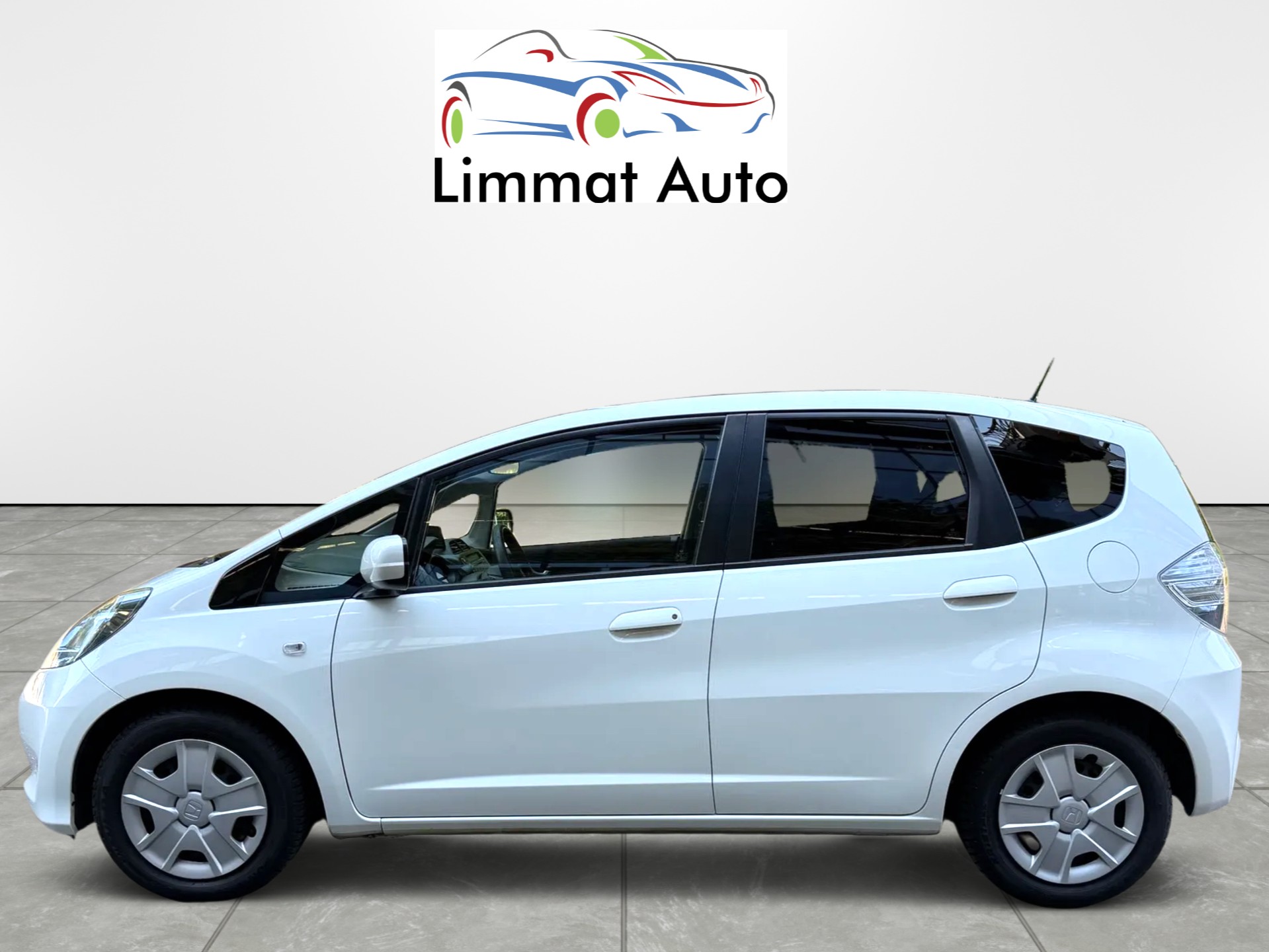 HONDA Jazz 1.3i Hybrid Comfort CVT-image-2