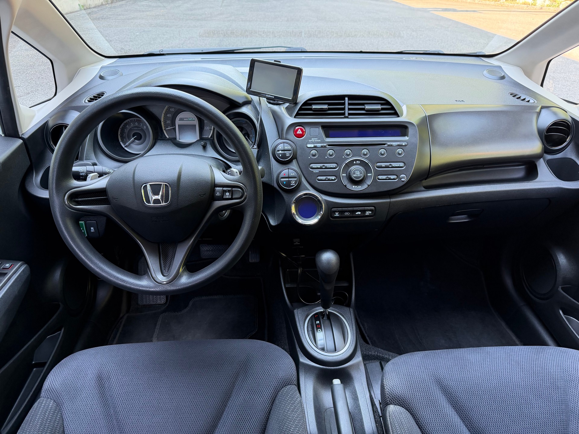 HONDA Jazz 1.3i Hybrid Comfort CVT-image-9