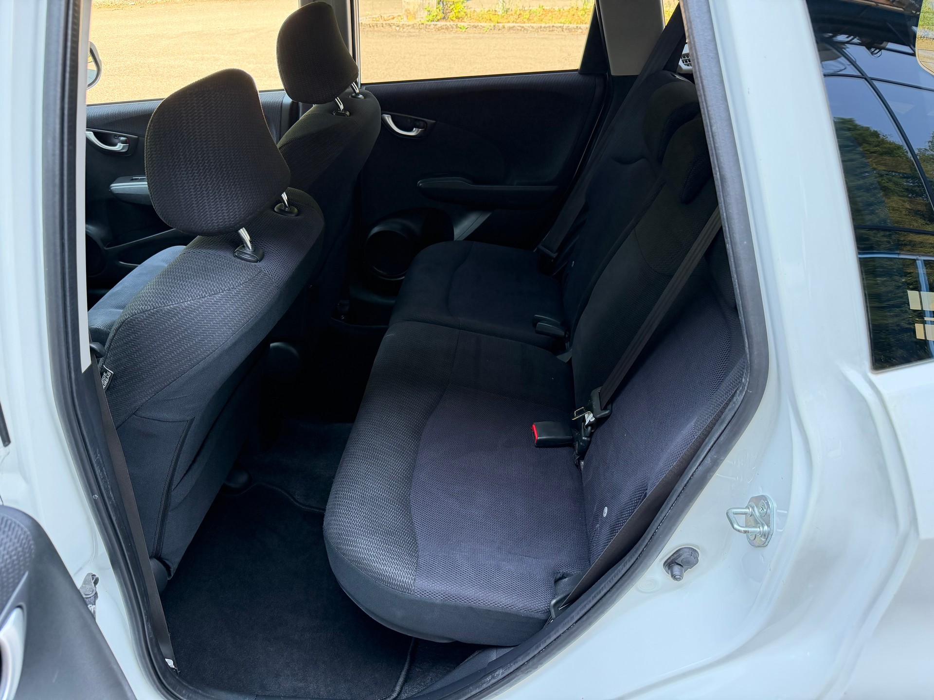 HONDA Jazz 1.3i Hybrid Comfort CVT-image-11
