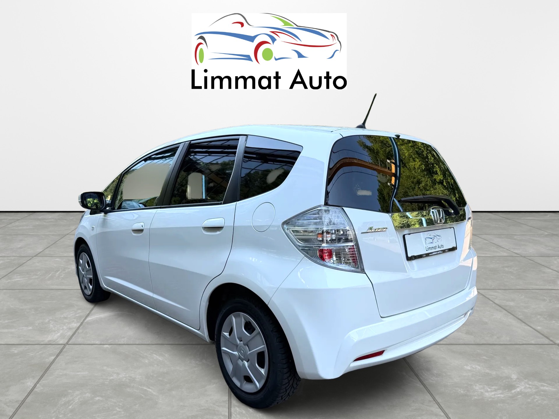 HONDA Jazz 1.3i Hybrid Comfort CVT-image-3