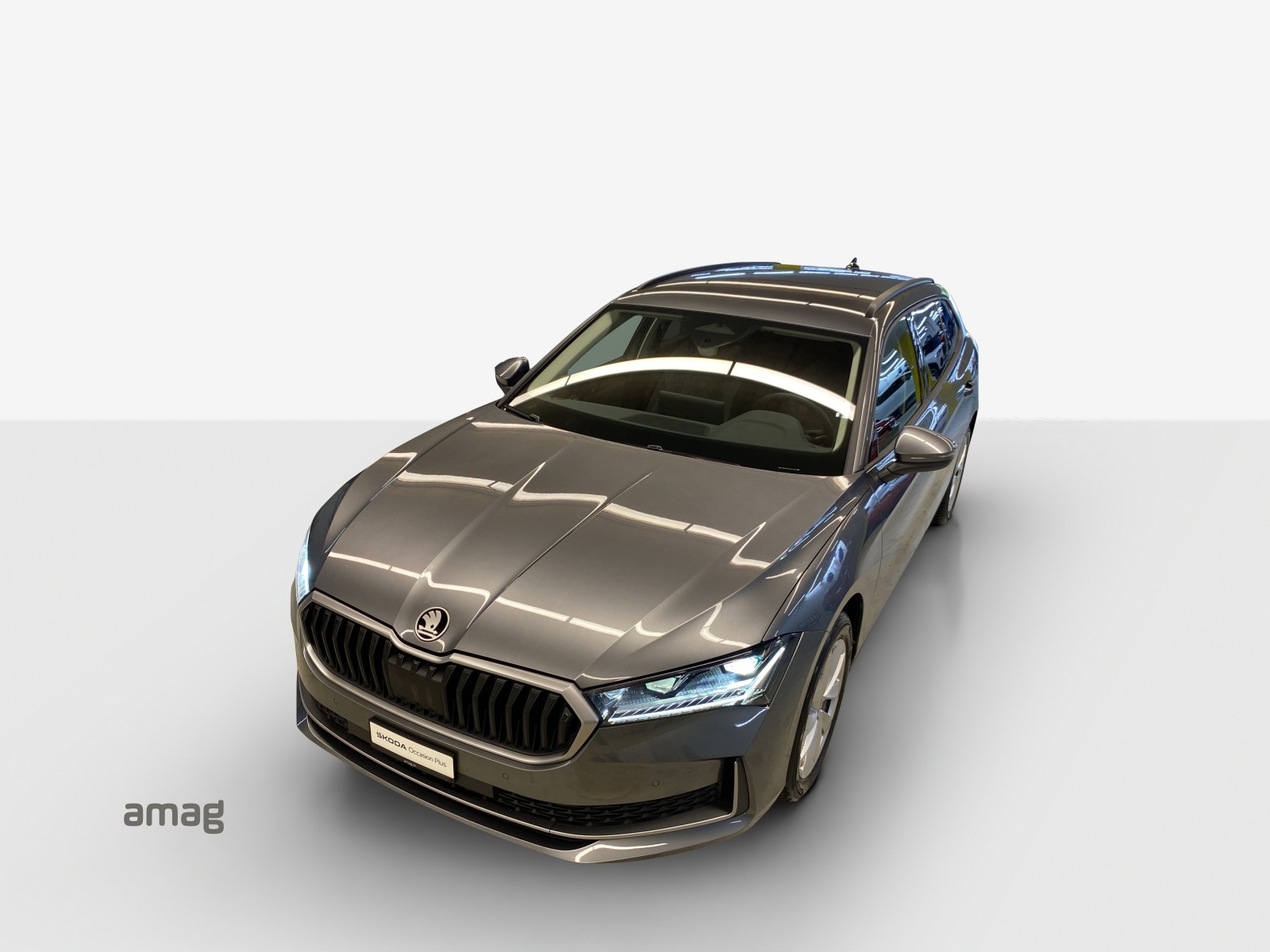 SKODA Superb Combi 2.0 TDi Selection 4x4 DSG-image-15