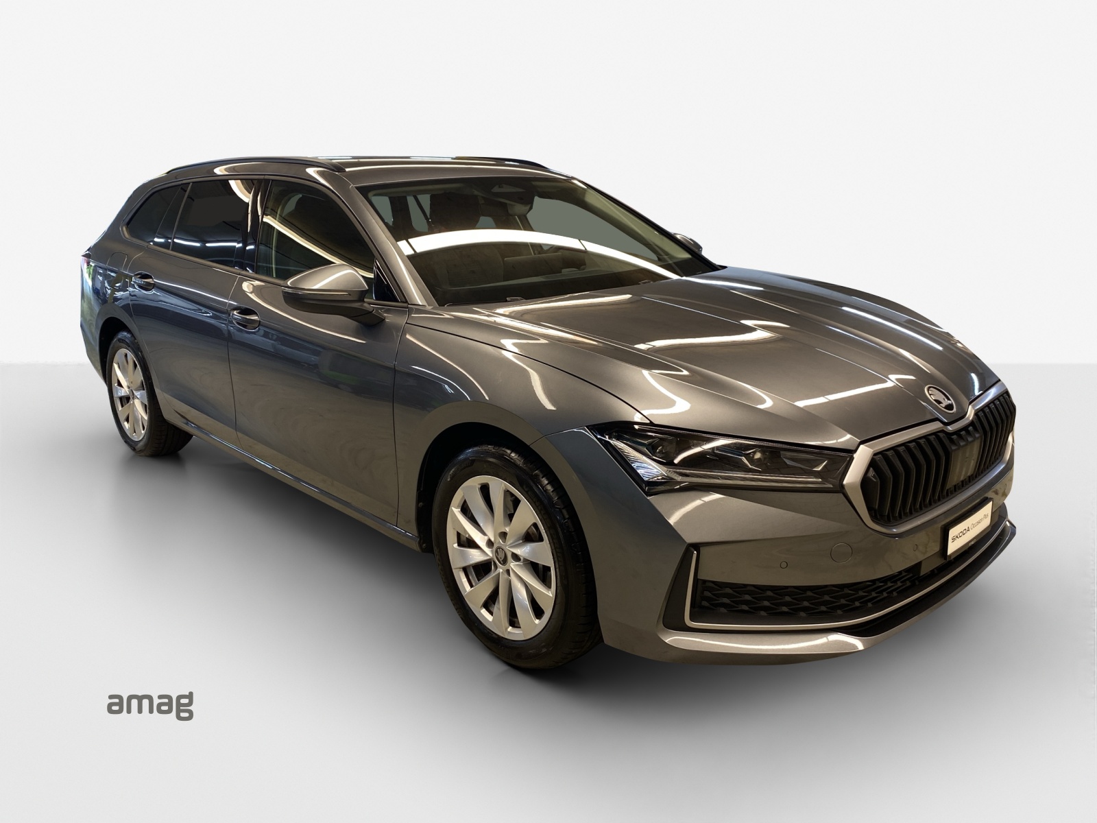 SKODA Superb Combi 2.0 TDi Selection 4x4 DSG-image-5