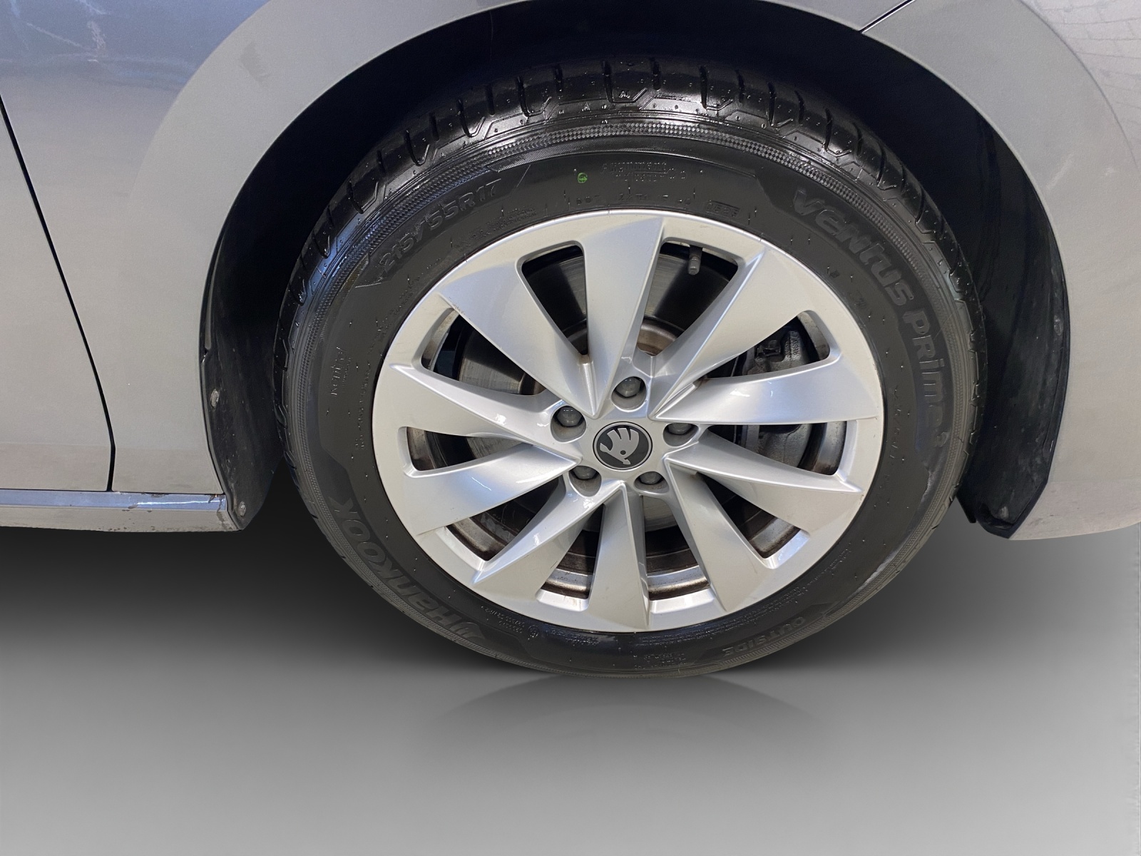 SKODA Superb Combi 2.0 TDi Selection 4x4 DSG-image-14