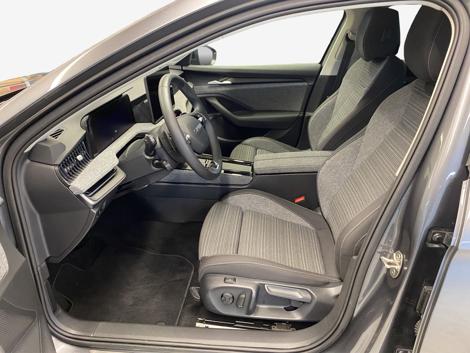 SKODA Superb Combi 2.0 TDi Selection 4x4 DSG-image-7