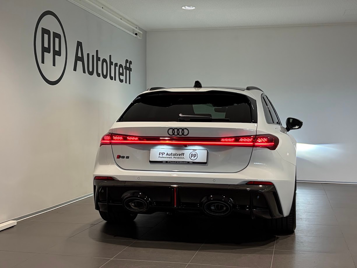 AUDI RS 5 Avant TFSI 470 kW Tiptronic quattro-image-13