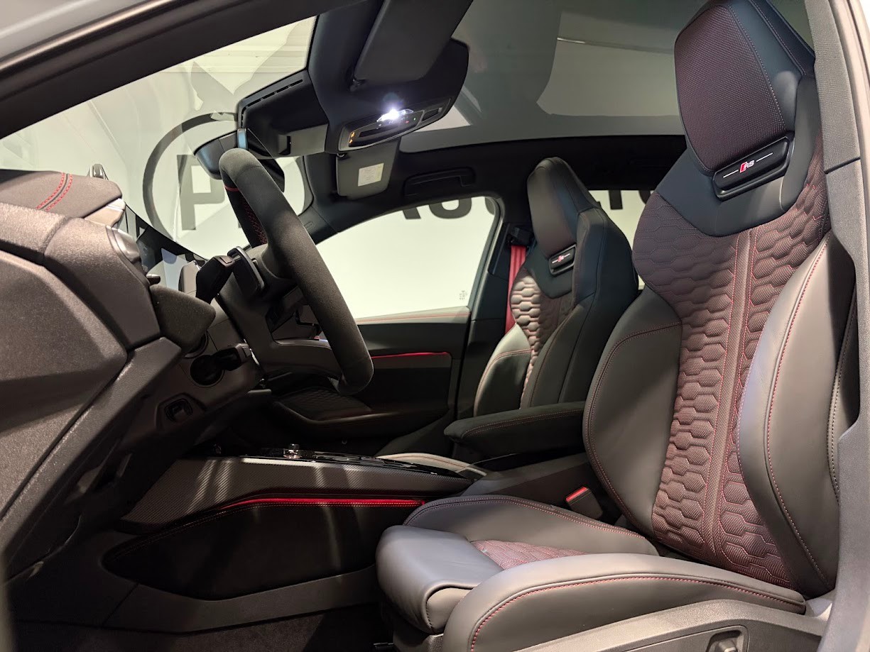 AUDI RS 5 Avant TFSI 470 kW Tiptronic quattro-image-3