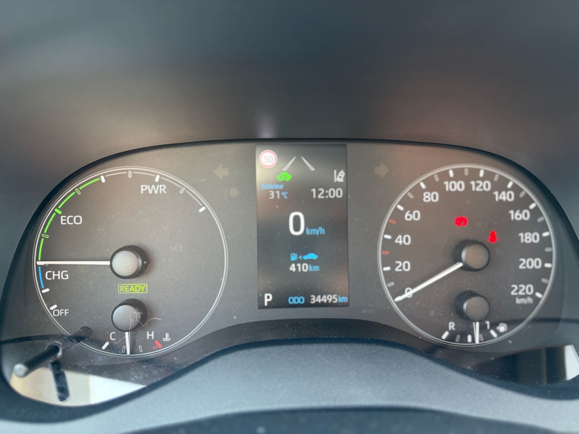 TOYOTA Yaris 1.5 Trend e-CVT-image-14