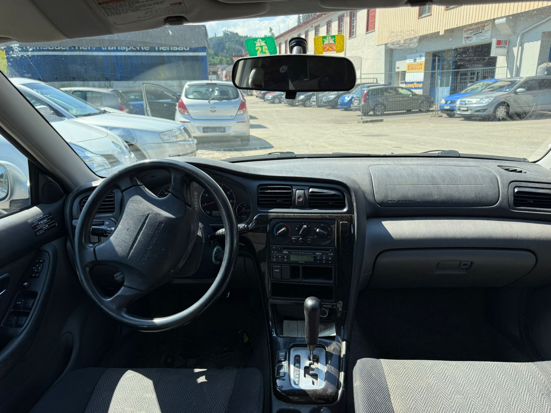 SUBARU Legacy 2.0 Swiss (Cool) A-image-6
