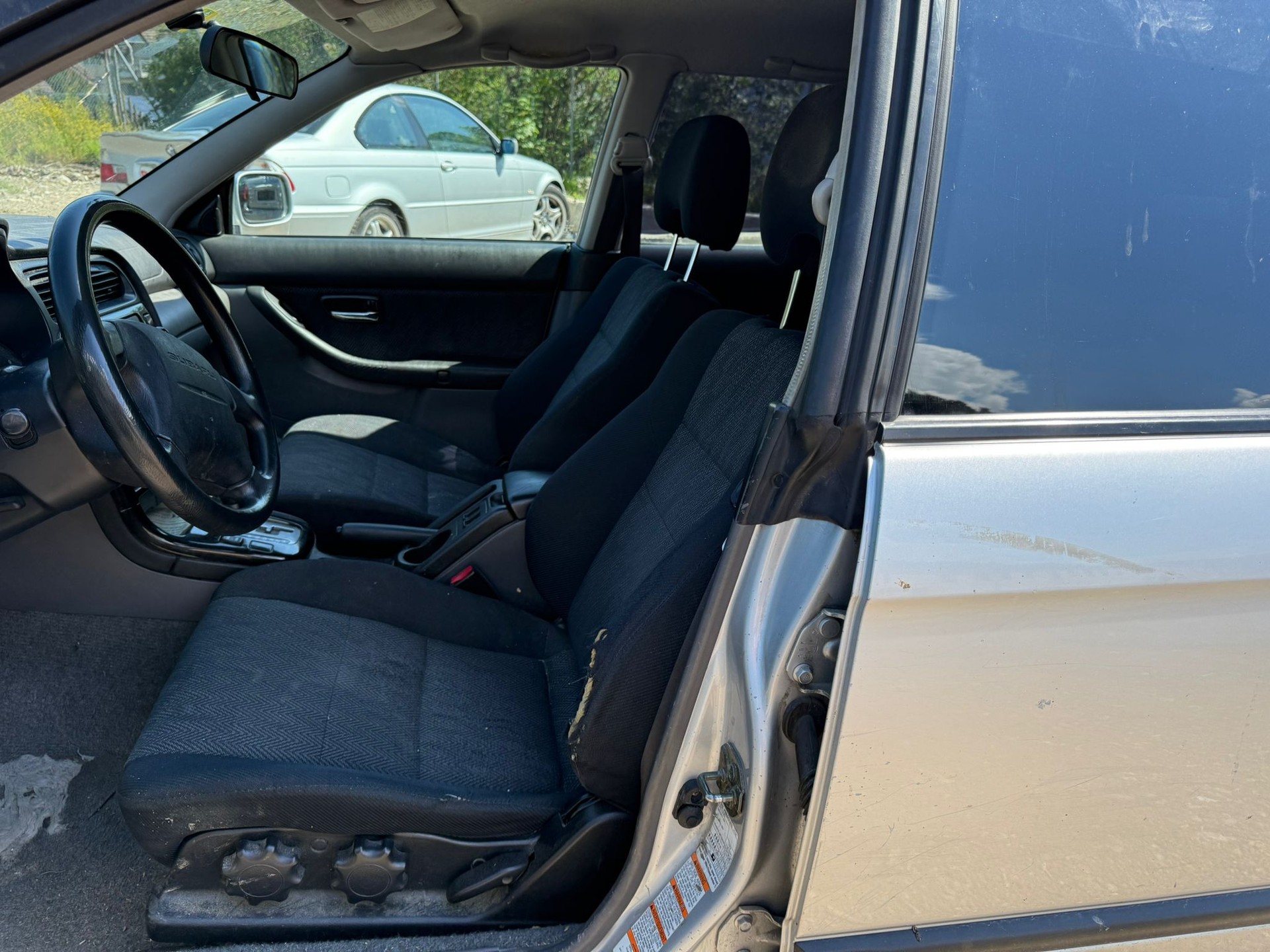 SUBARU Legacy 2.0 Swiss (Cool) A-image-9