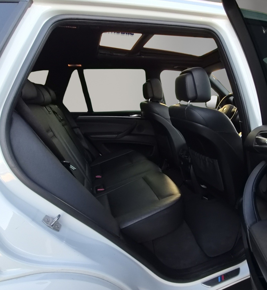 BMW xDrive 30d M Sportpaket-image-14