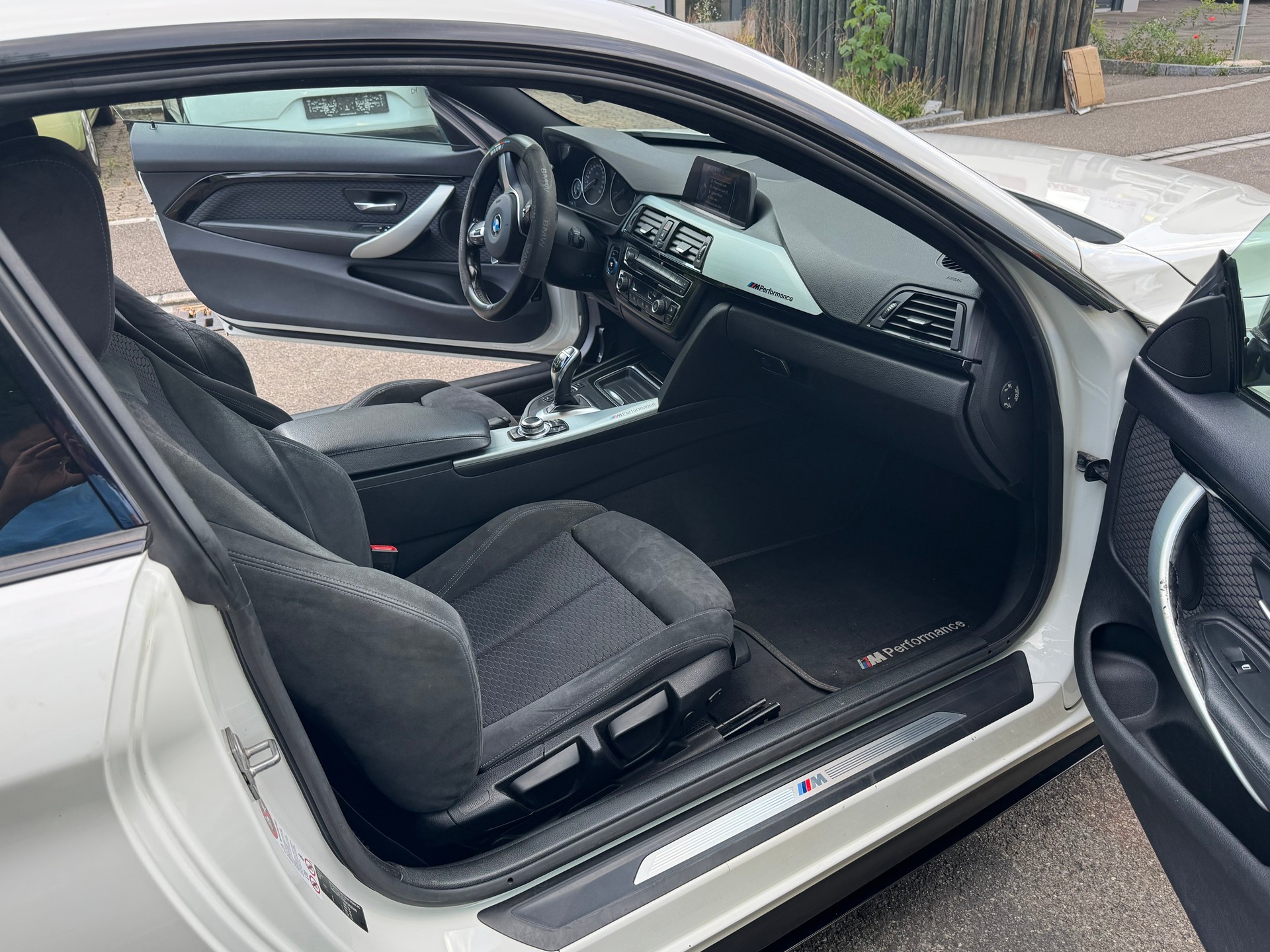 BMW 420d Coupé Steptronic-image-9