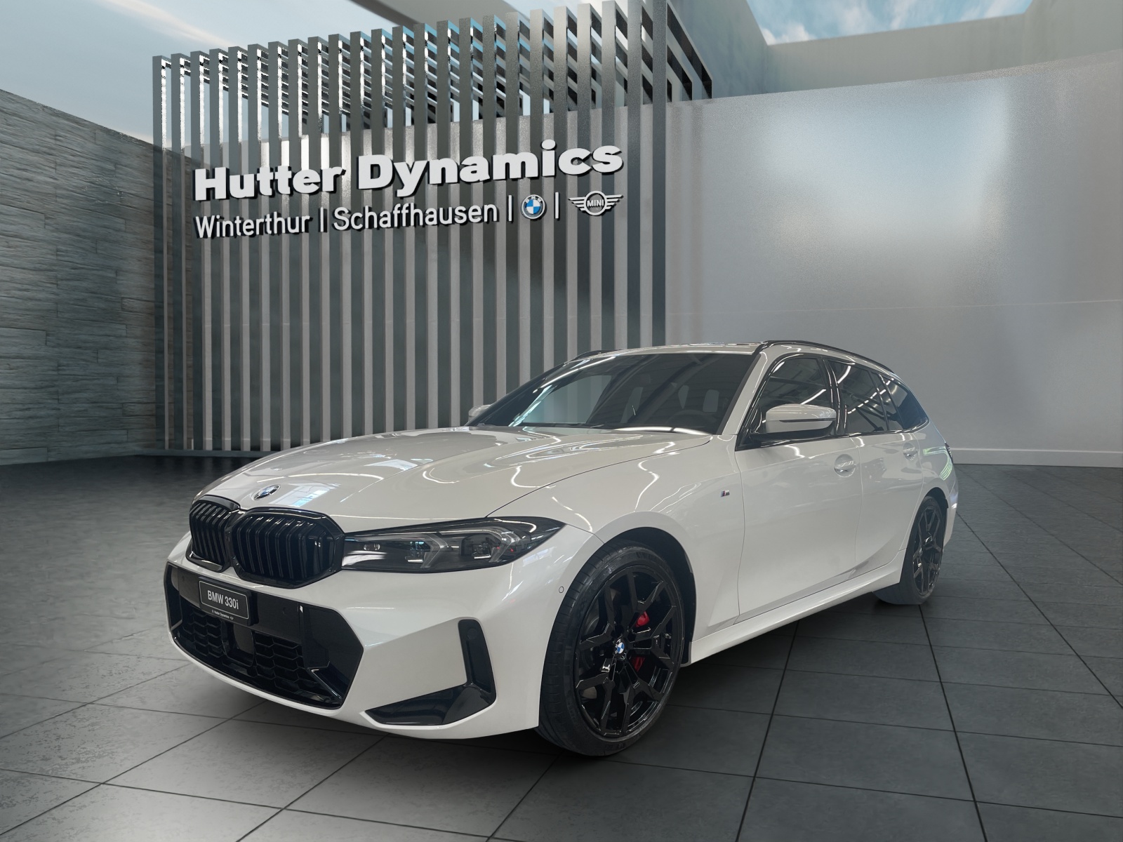BMW 330i xDrive SAG Touring-image-0