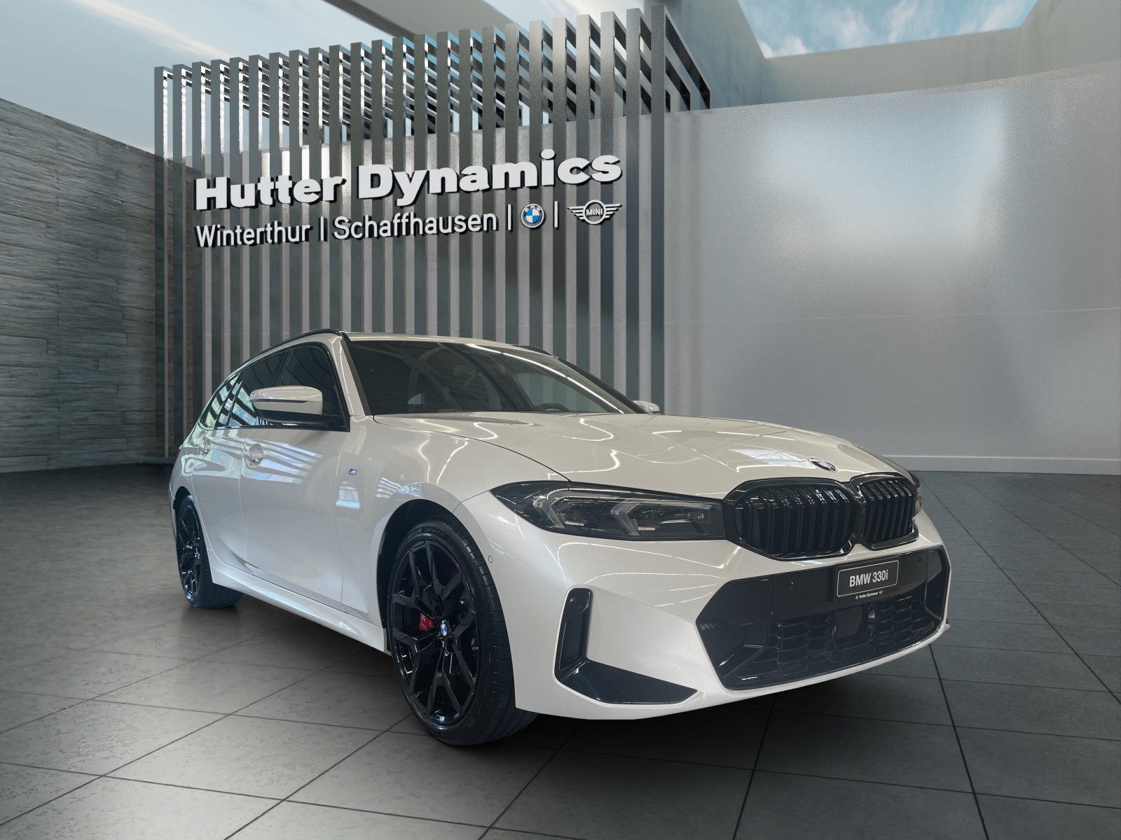 BMW 330i xDrive SAG Touring-image-15