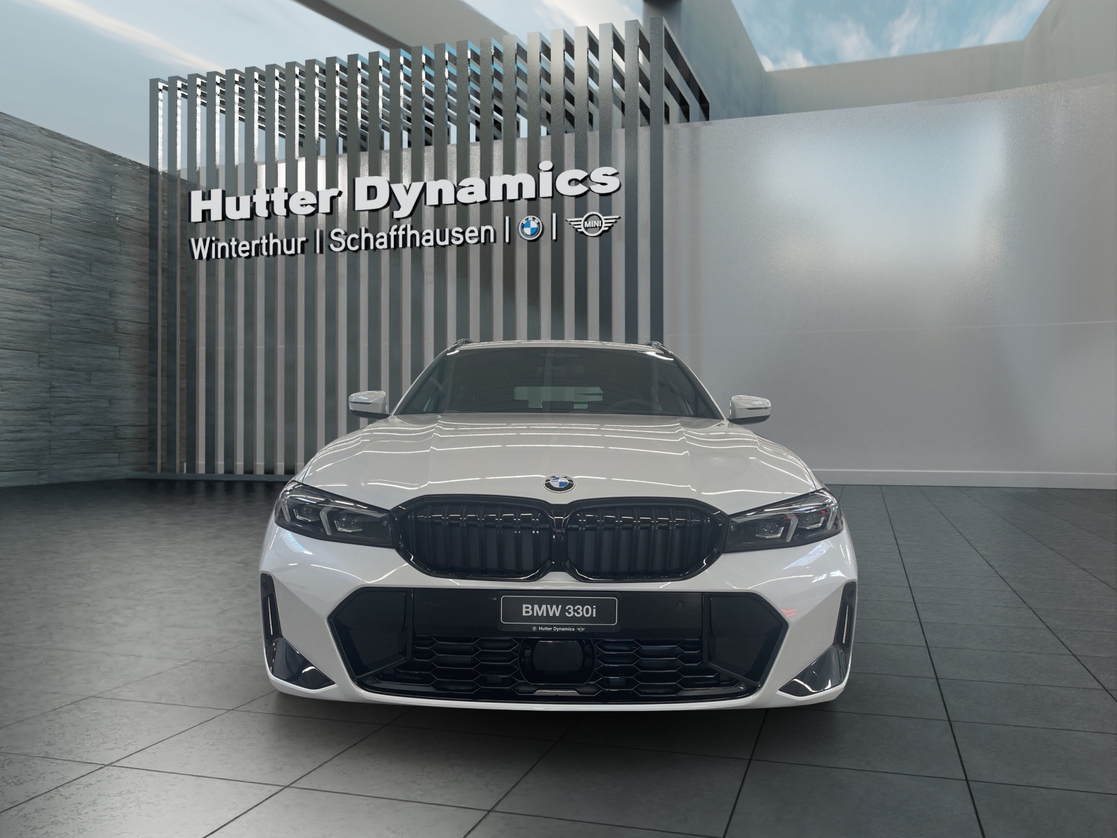 BMW 330i xDrive SAG Touring-image-1