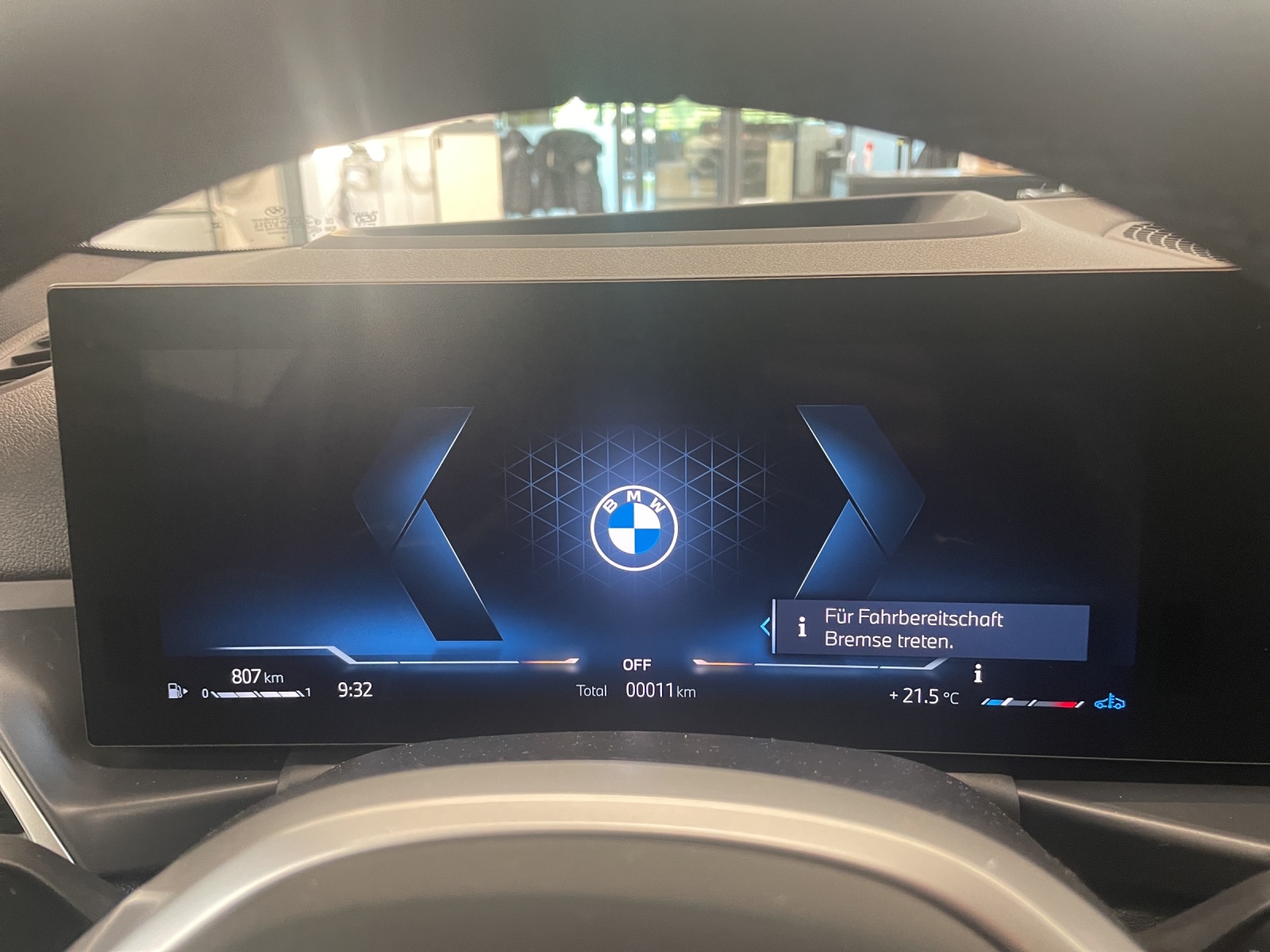 BMW 330i xDrive SAG Touring-image-8