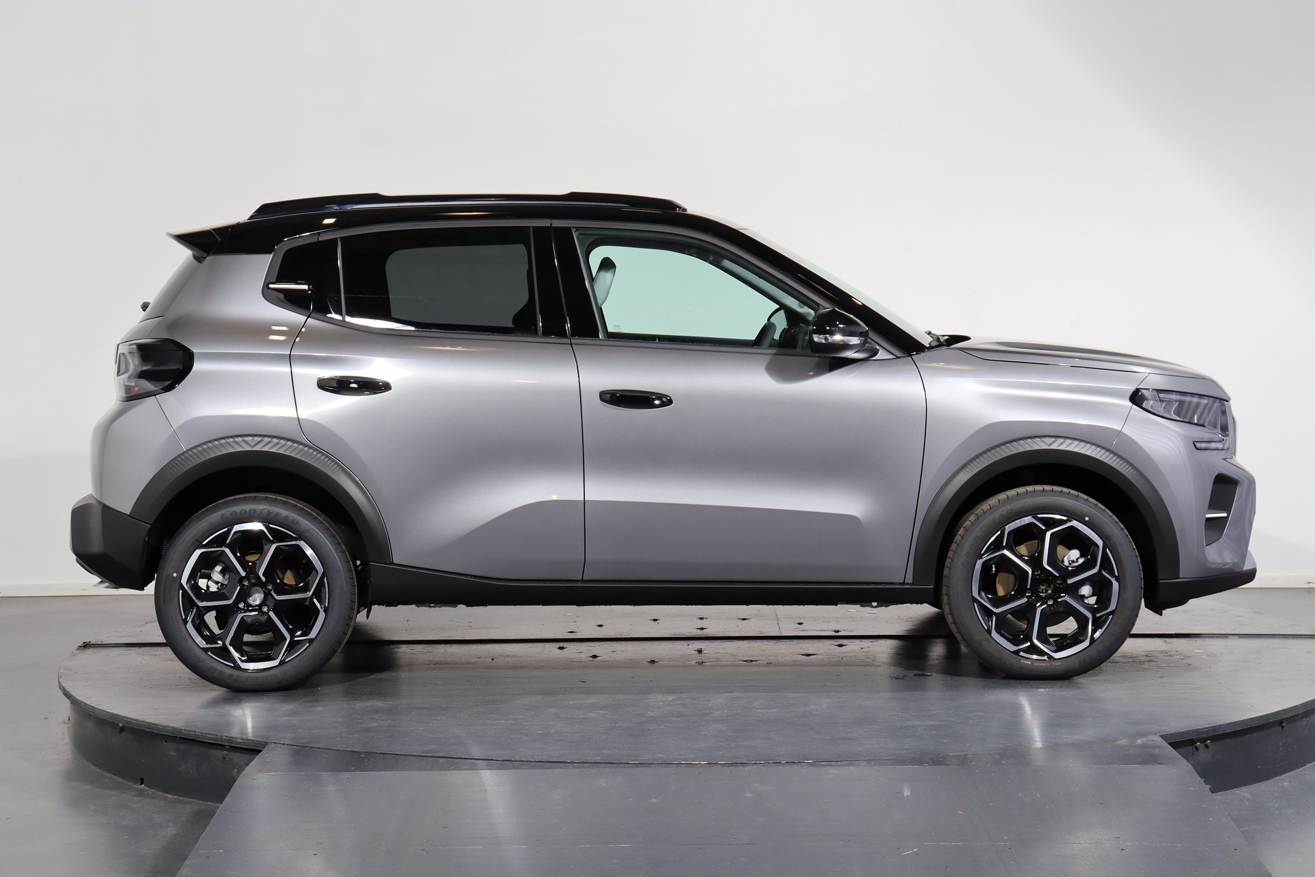CITROEN C3 1.2 Hybrid Max-image-1
